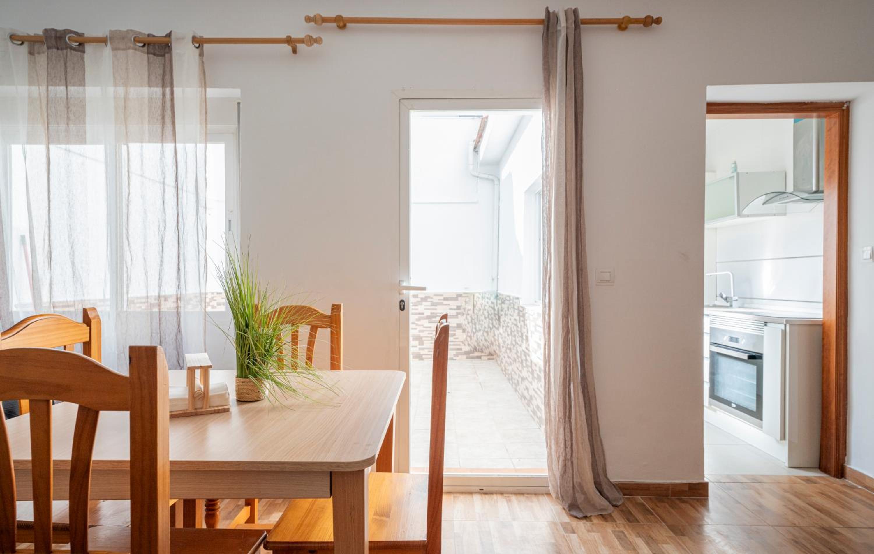 Casa Santa Herminia con BBQ y Piscina cerca hospitales y centro