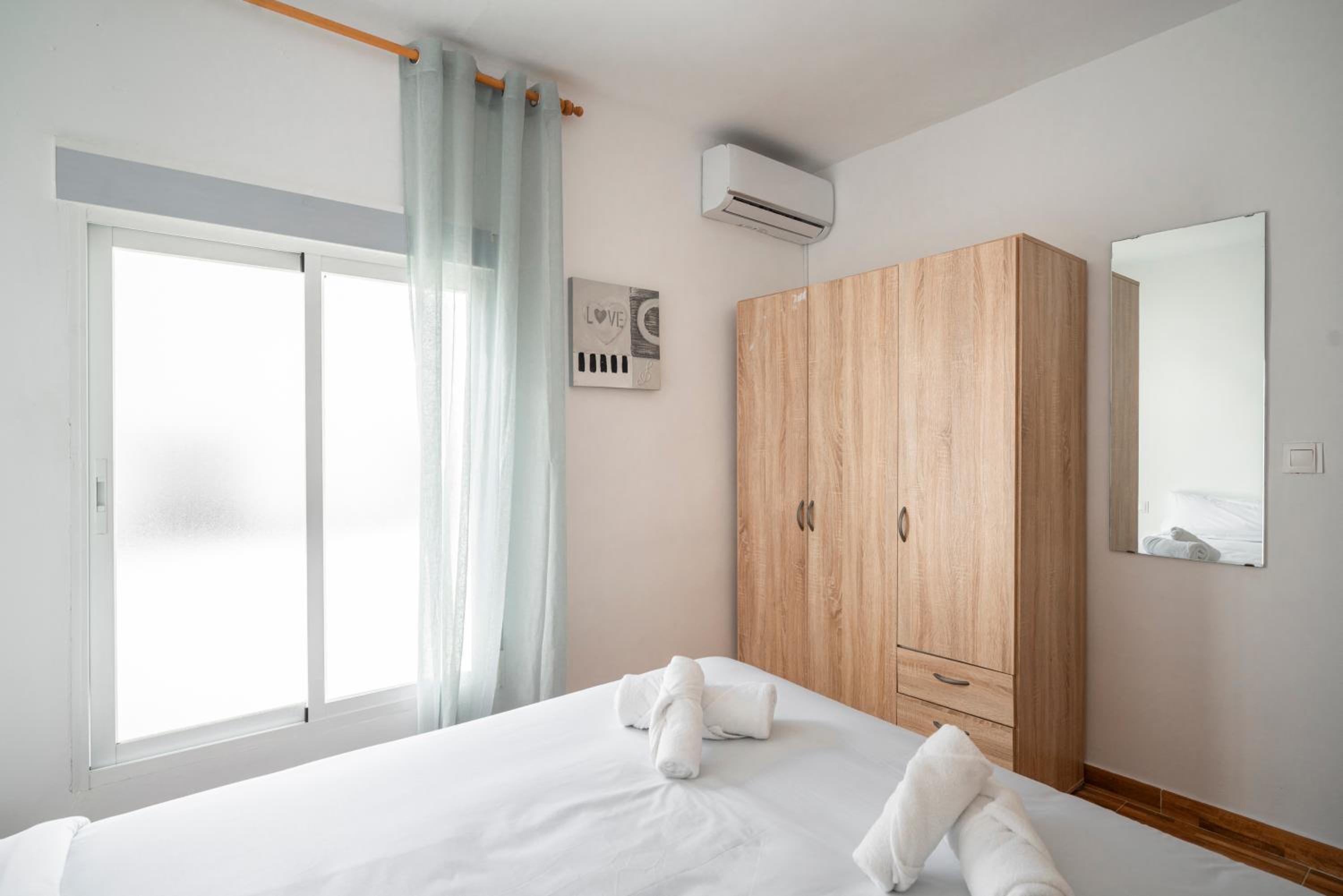 Casa Santa Herminia con BBQ y Piscina cerca hospitales y centro