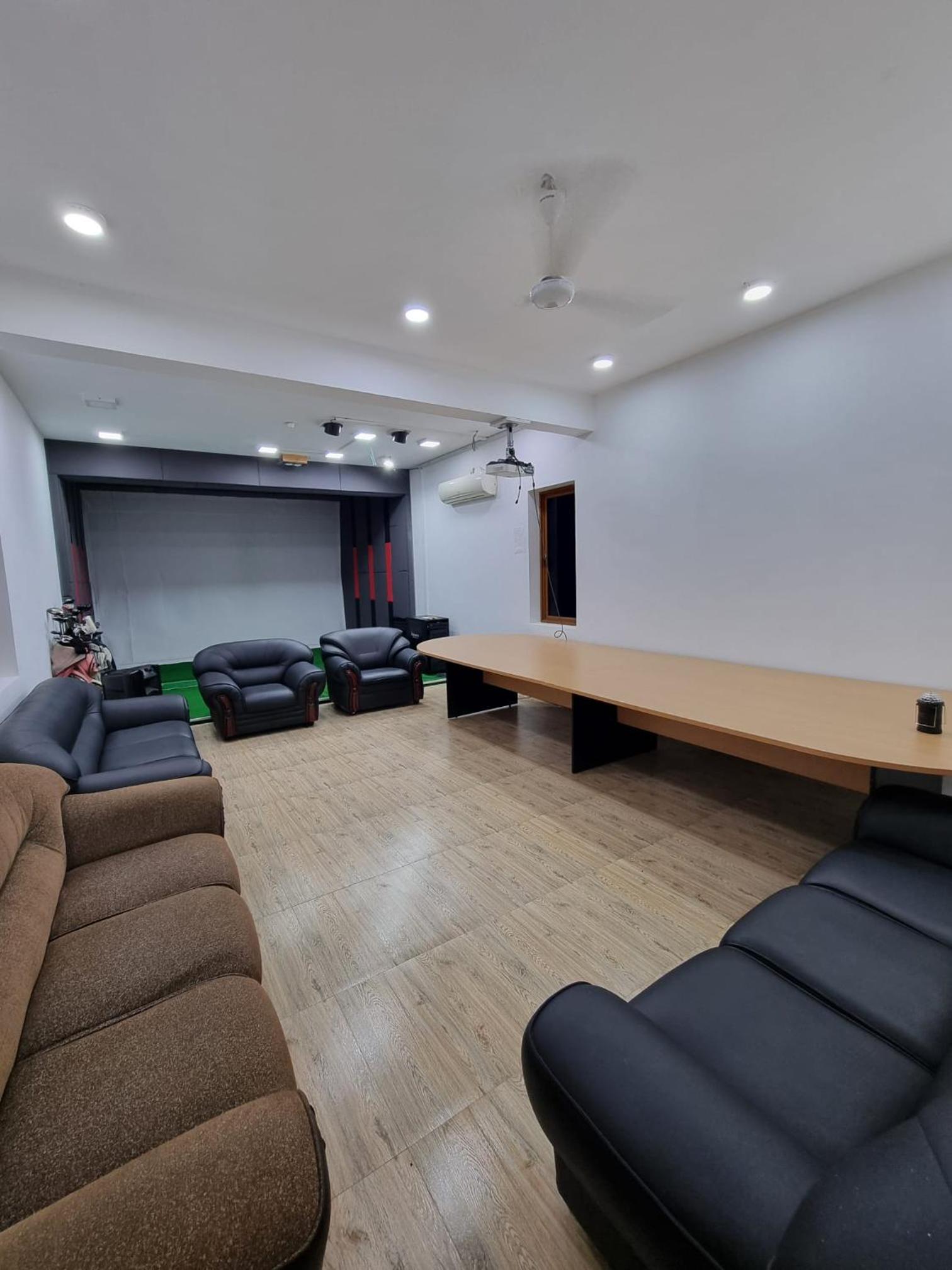 Utopia Polhena Hotel