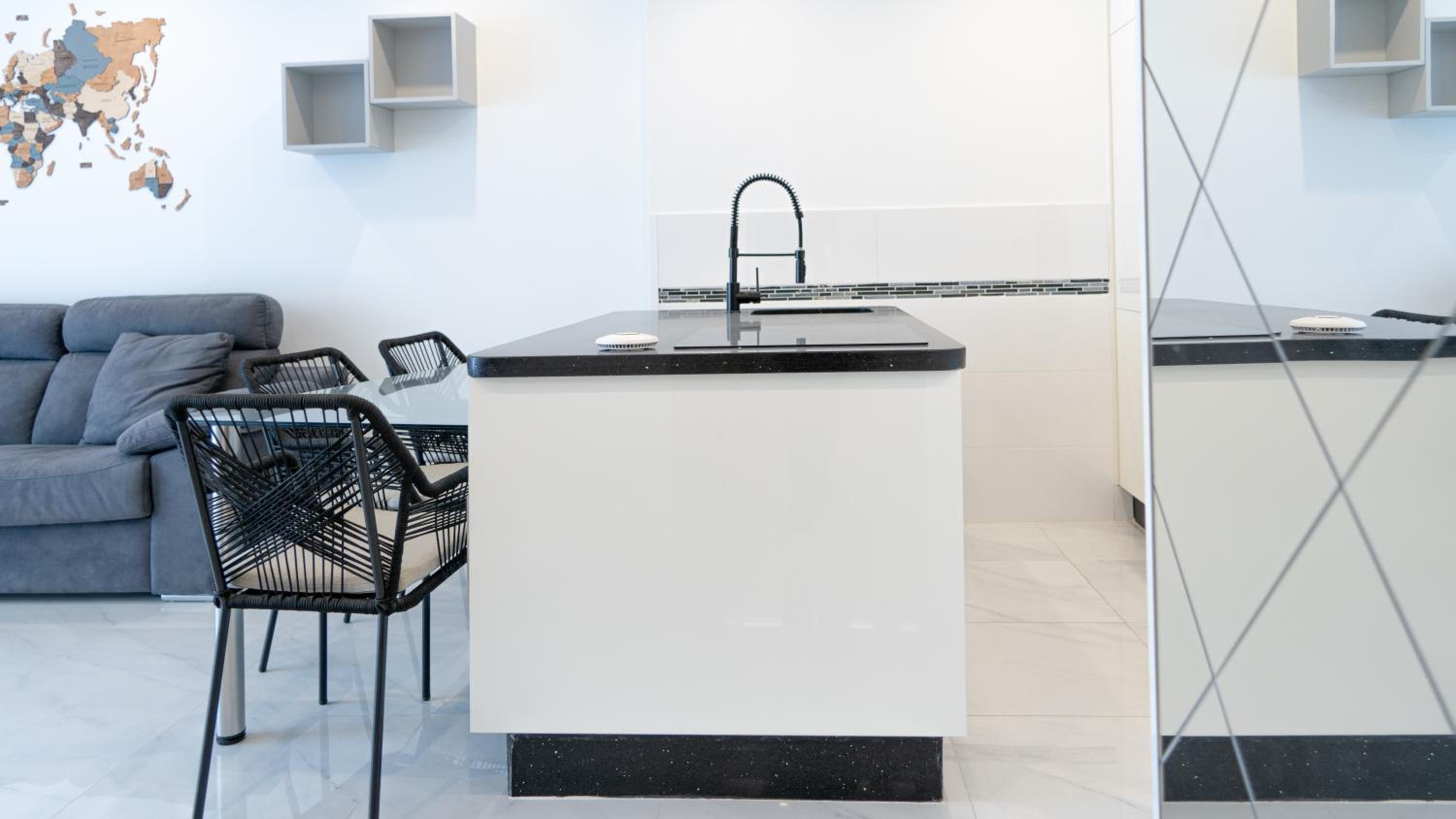 Flore Residence Penthouse