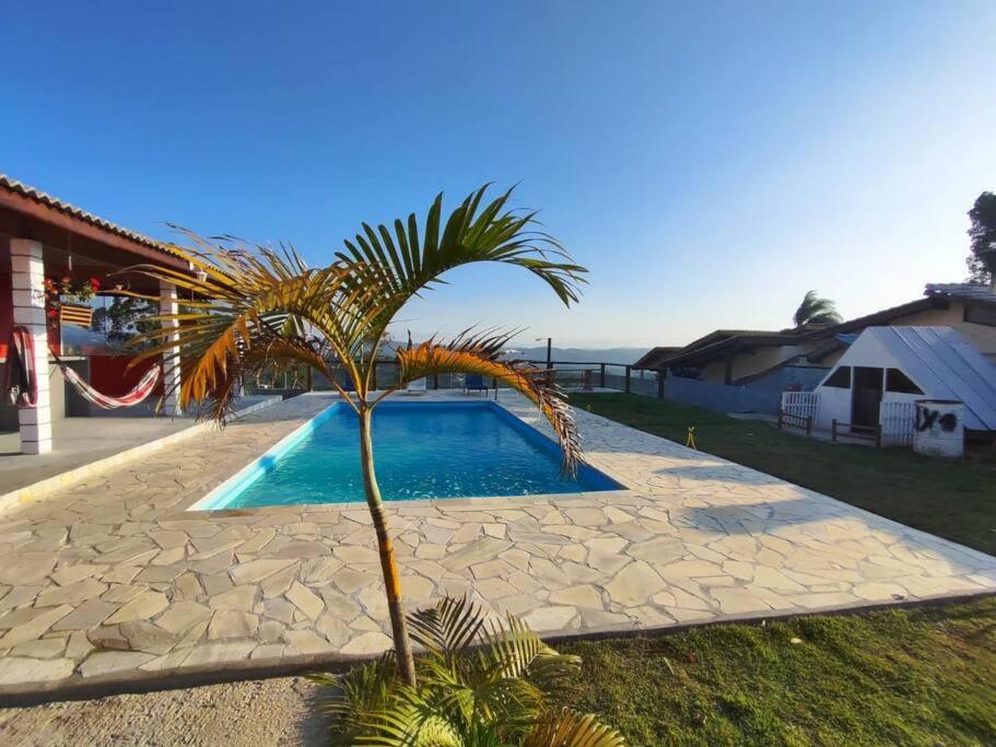 Férias com Piscina e Diversão, Reserve a Chácara Delira!