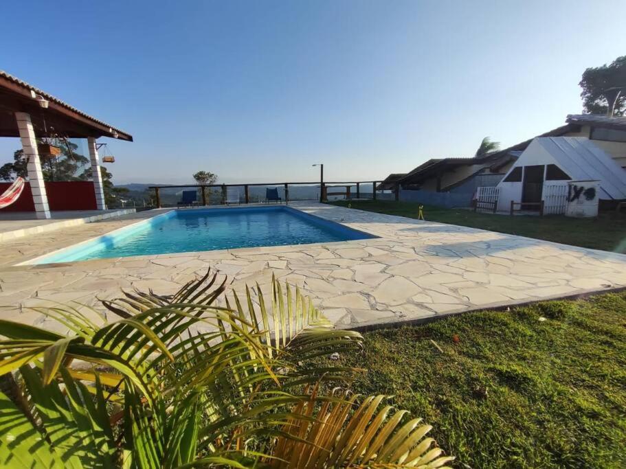 Férias com Piscina e Diversão, Reserve a Chácara Delira!