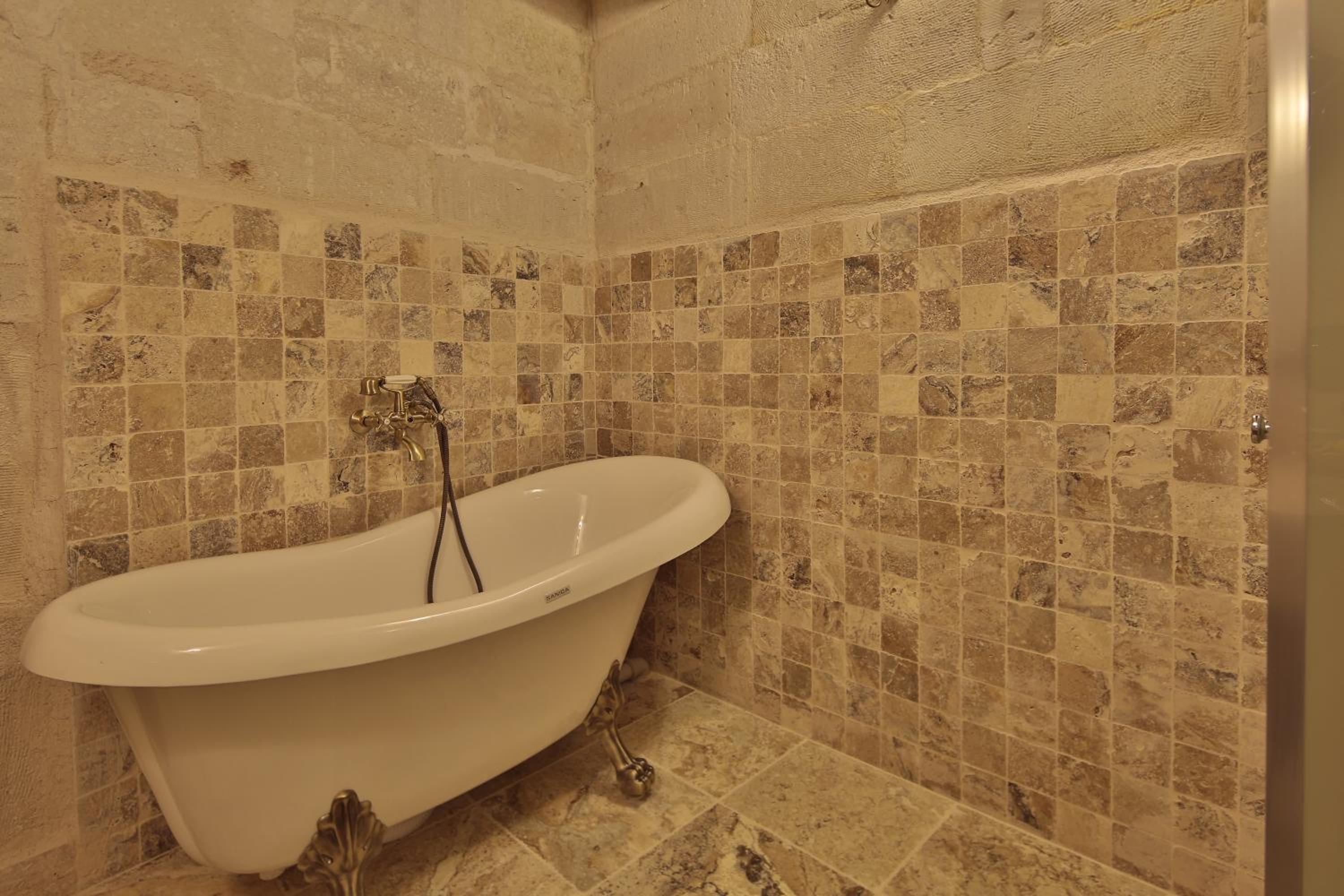 Aren Cave Hotel And Art Gallery - Image 29