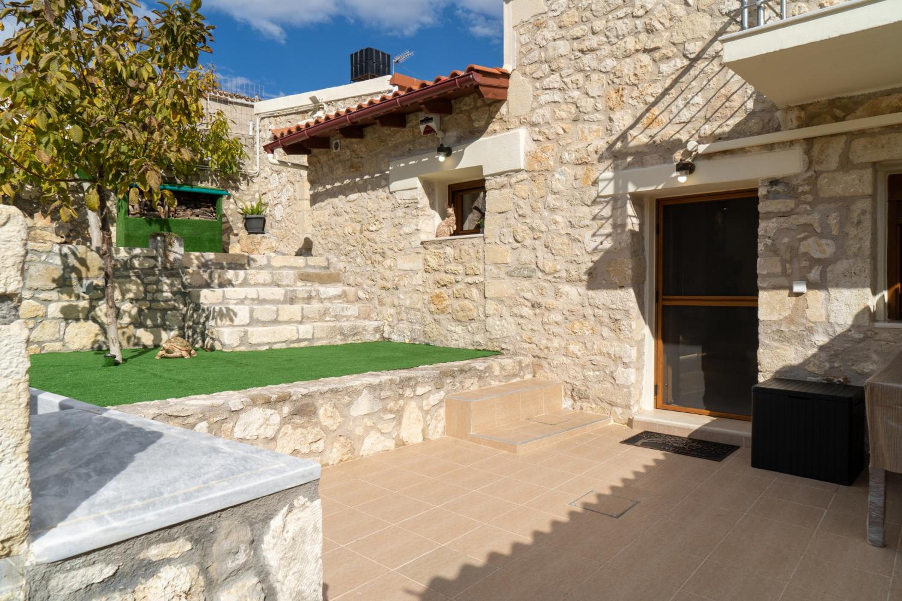 Mareu Stonehouse