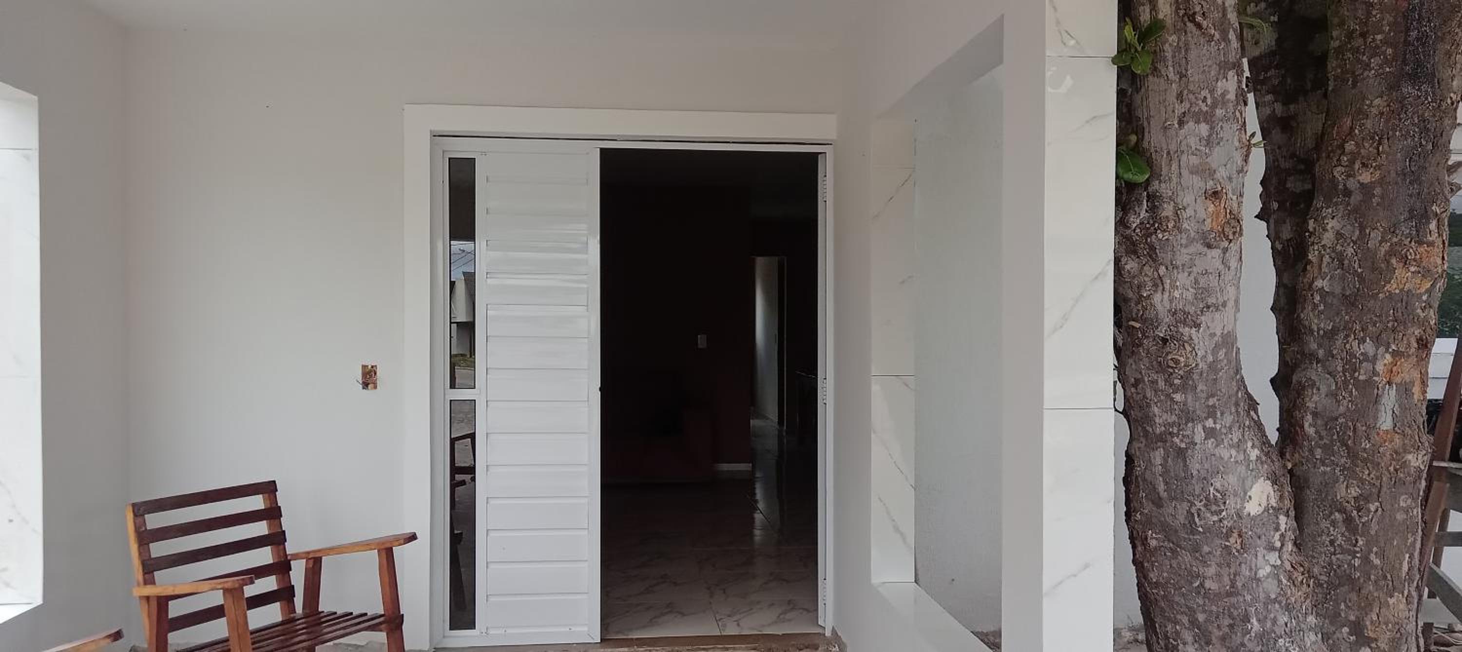 Casa ideal 6 quatros sendo 4 suítes 2 km do centro