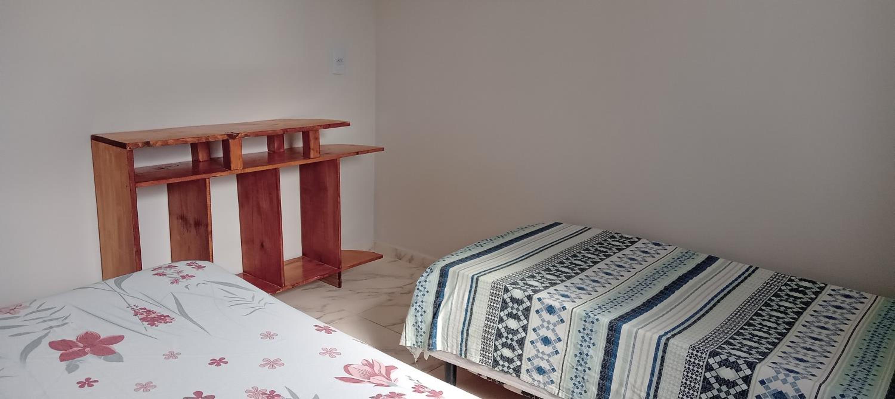 Casa ideal 6 quatros sendo 4 suítes 2 km do centro
