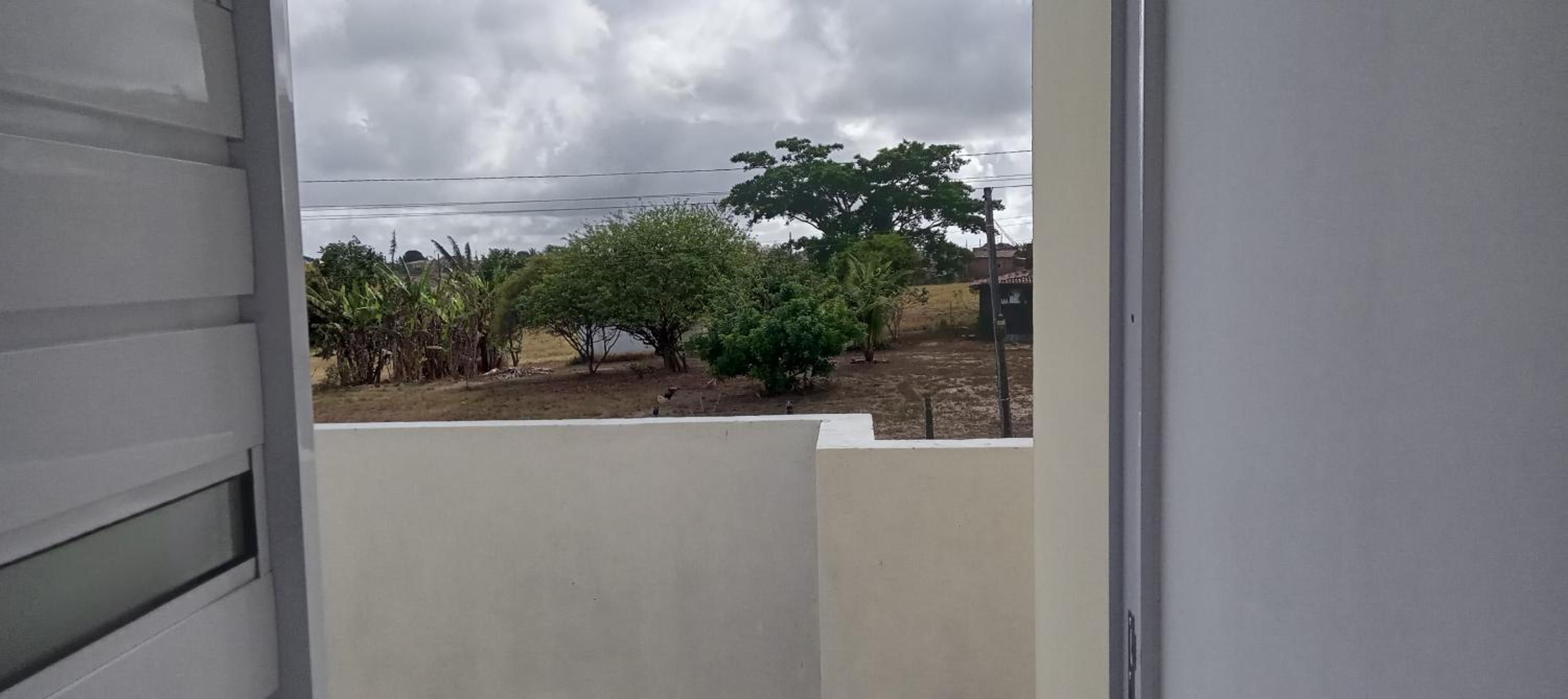 Casa ideal 6 quatros sendo 4 suítes 2 km do centro