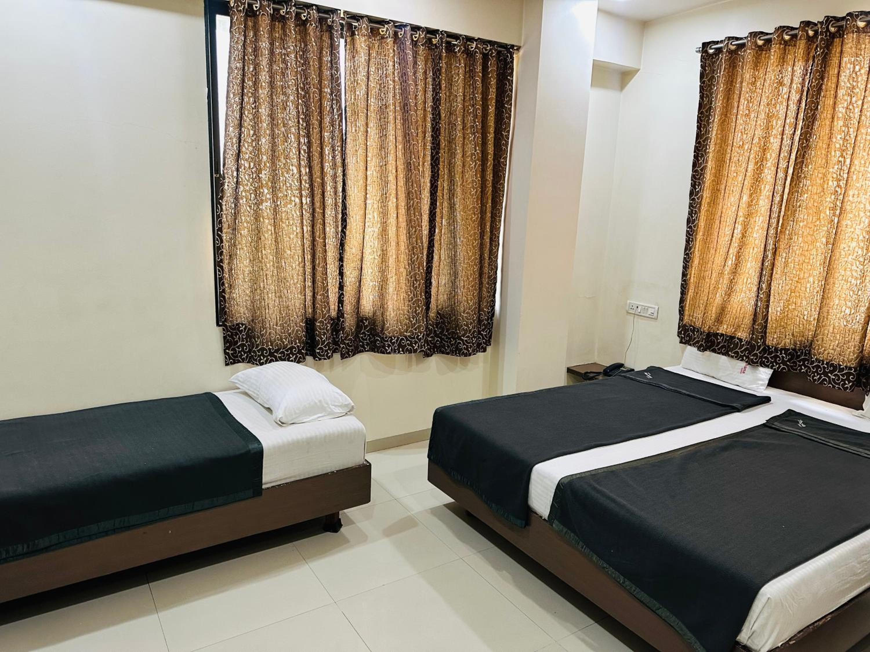Shirdi Vacations - HOTEL ARCHANA - Property Image 3