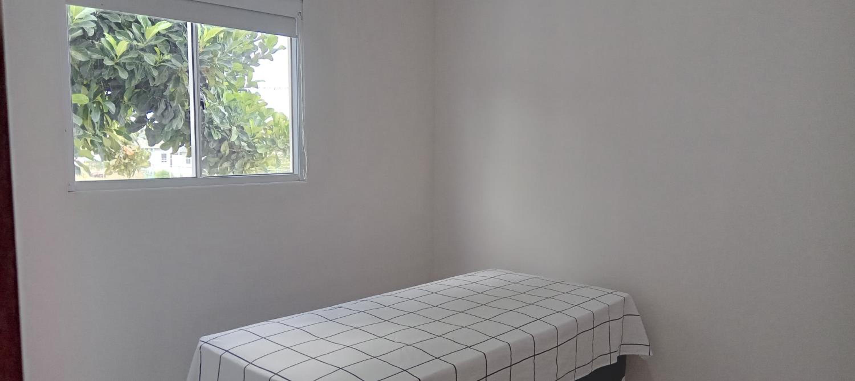 Casa ideal 6 quatros sendo 4 suítes 2 km do centro
