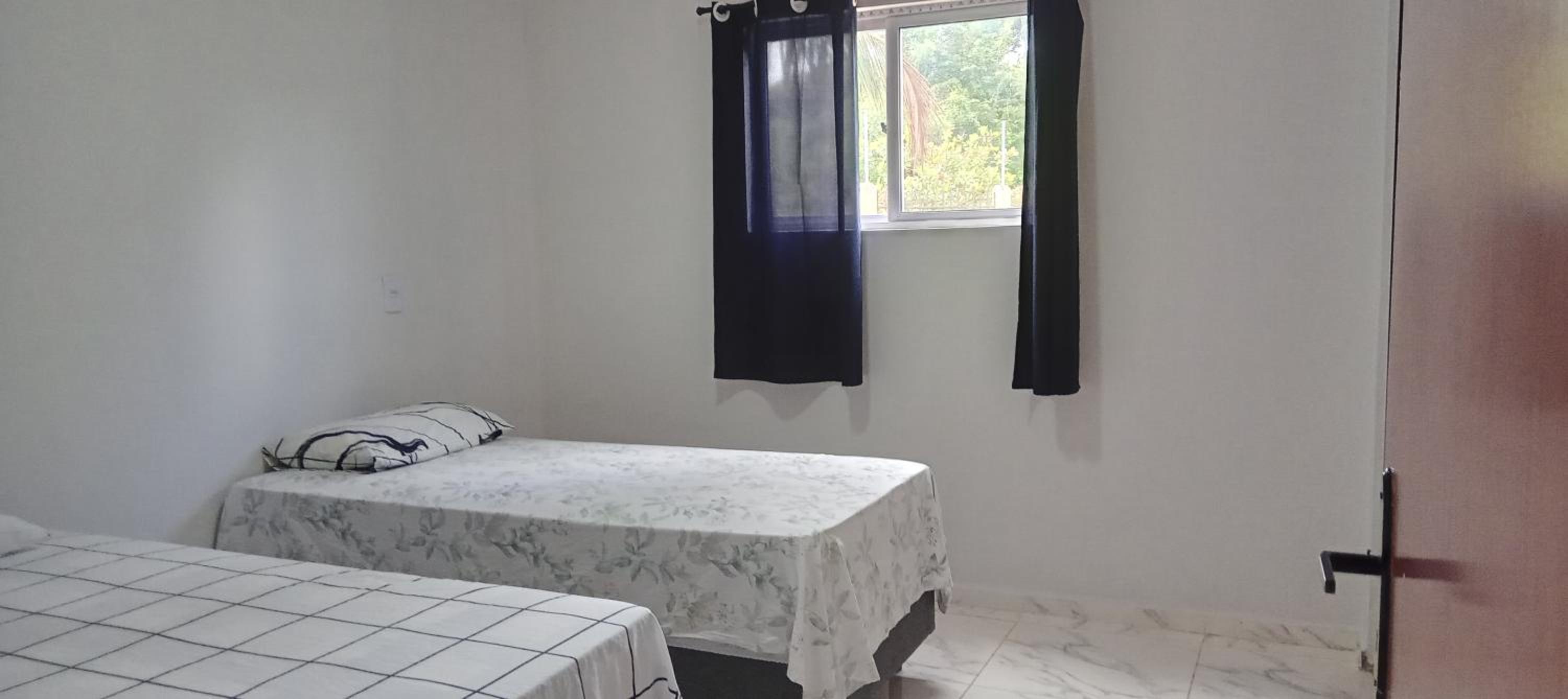 Casa ideal 6 quatros sendo 4 suítes 2 km do centro