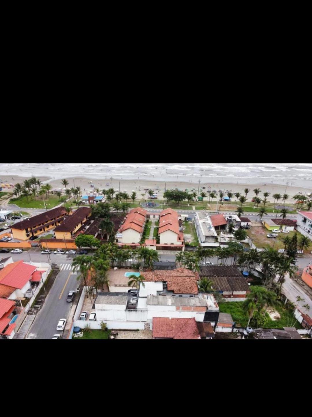 Casarão pertinho da Praia