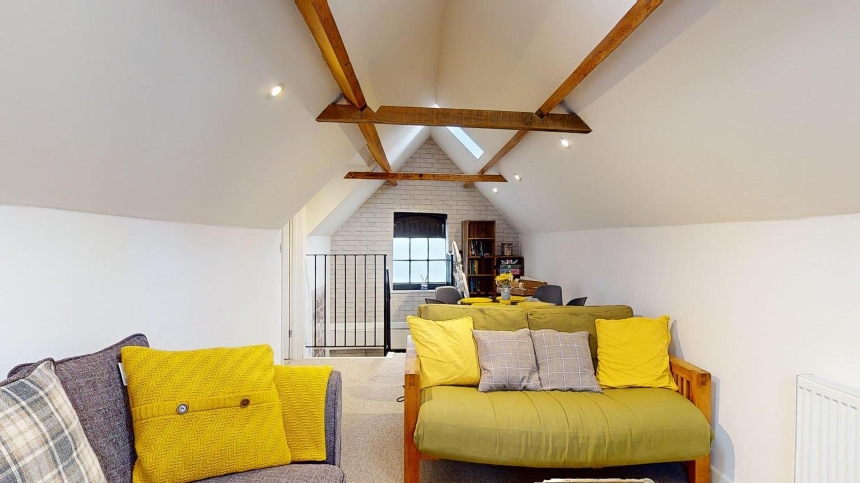 Beautiful Coach House