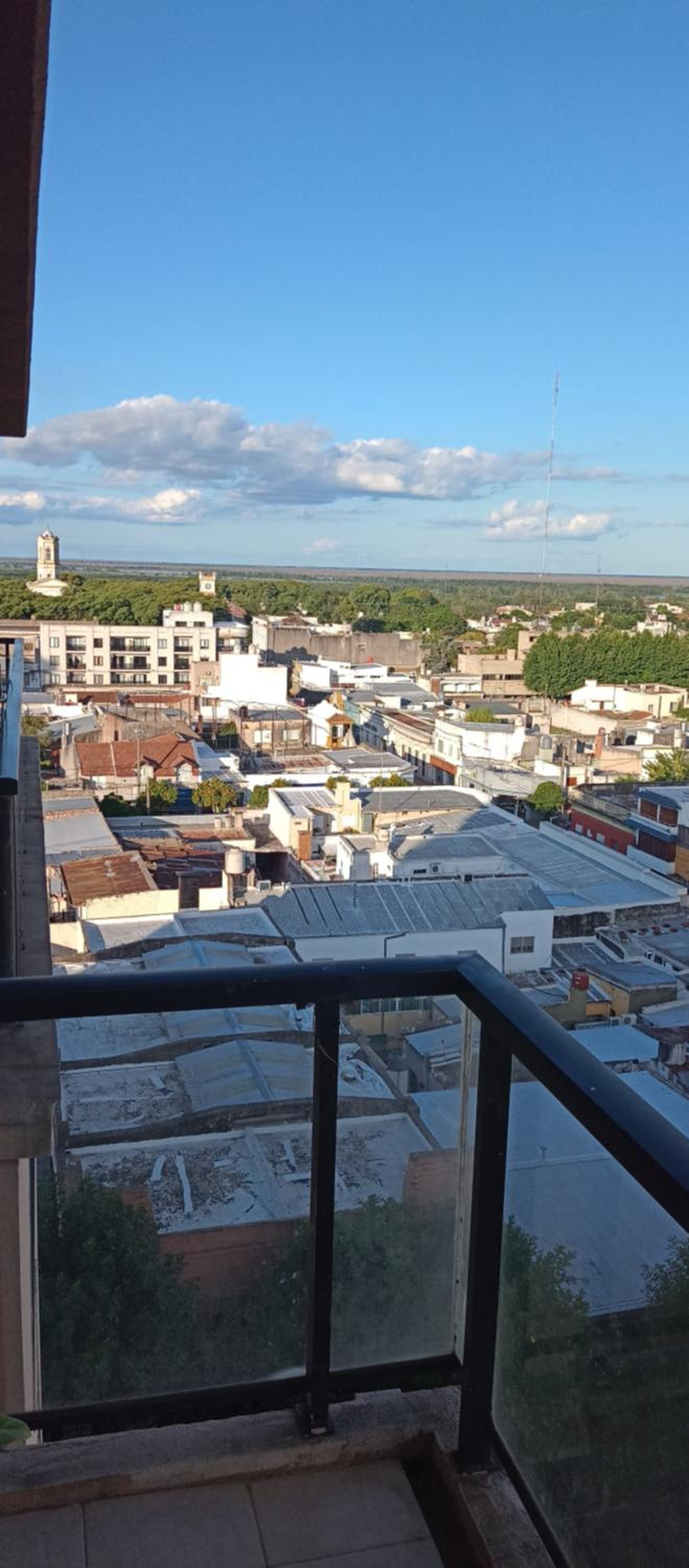 Departamento centrico con vista al rio
