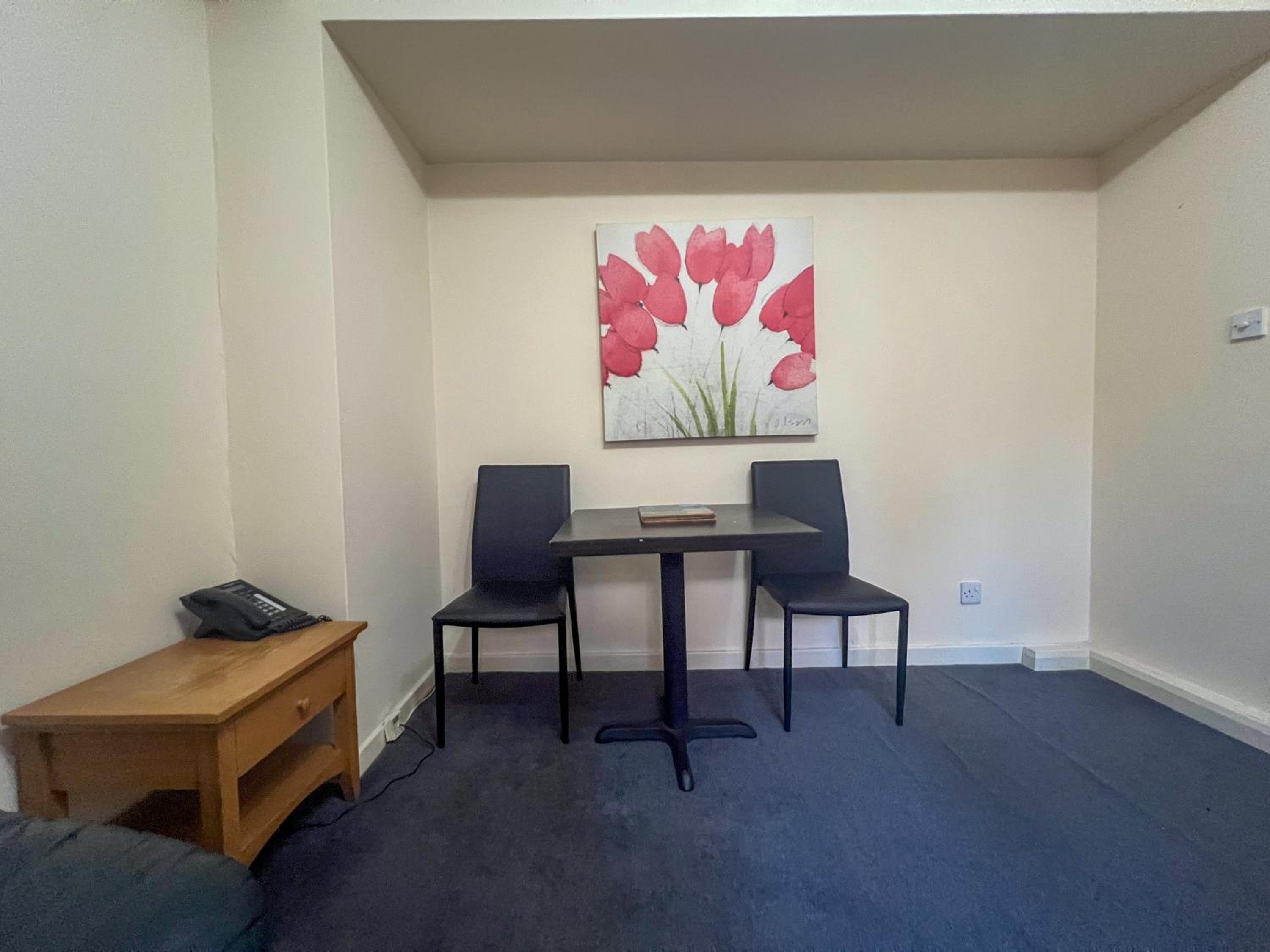 Stylish Apartments in the Heart of Soho Your West End Escape!