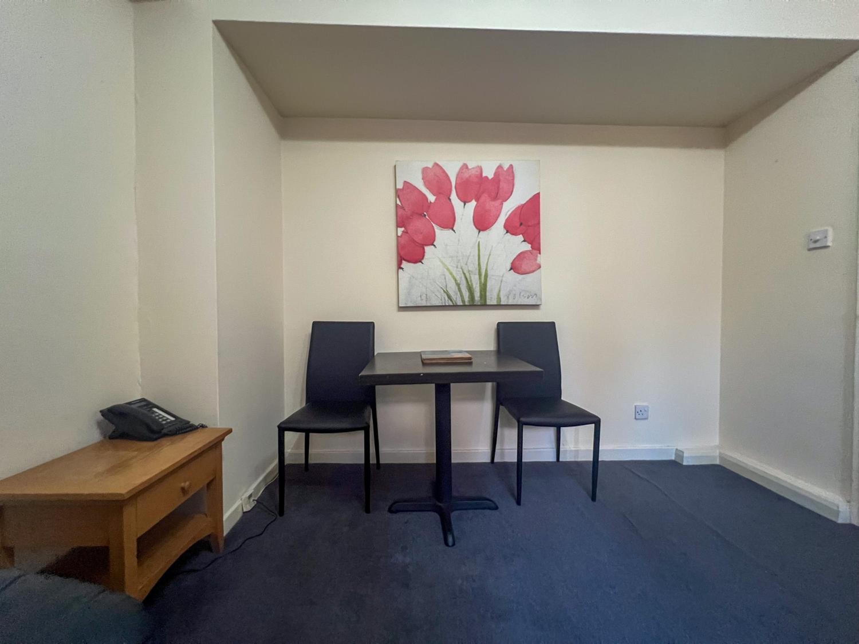 Stylish Apartments in the Heart of Soho Your West End Escape!