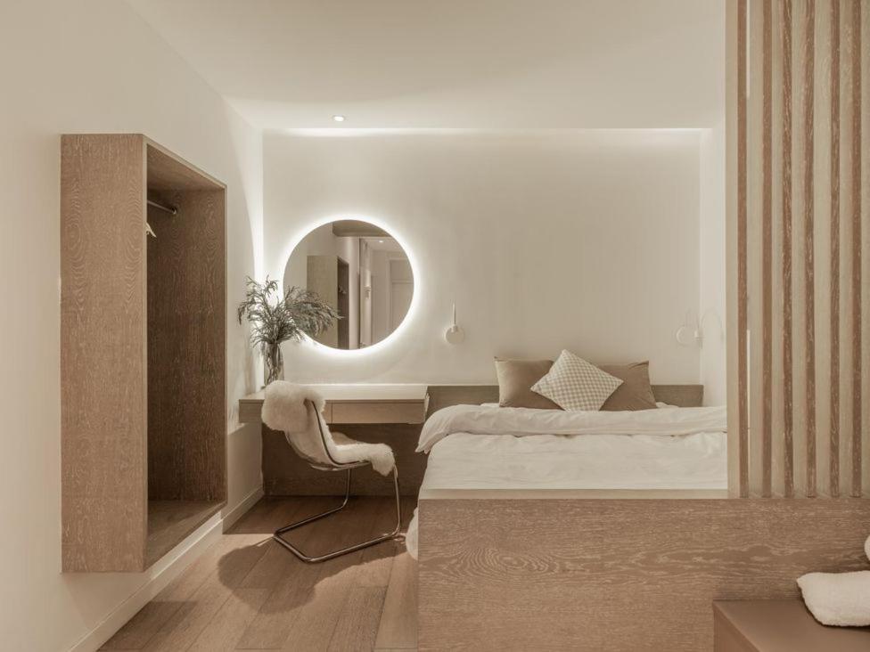 Shanghai Hills&Premium Serviced Apartment - 700m to Xujiahui & Lines 1 Line 4 Line 11