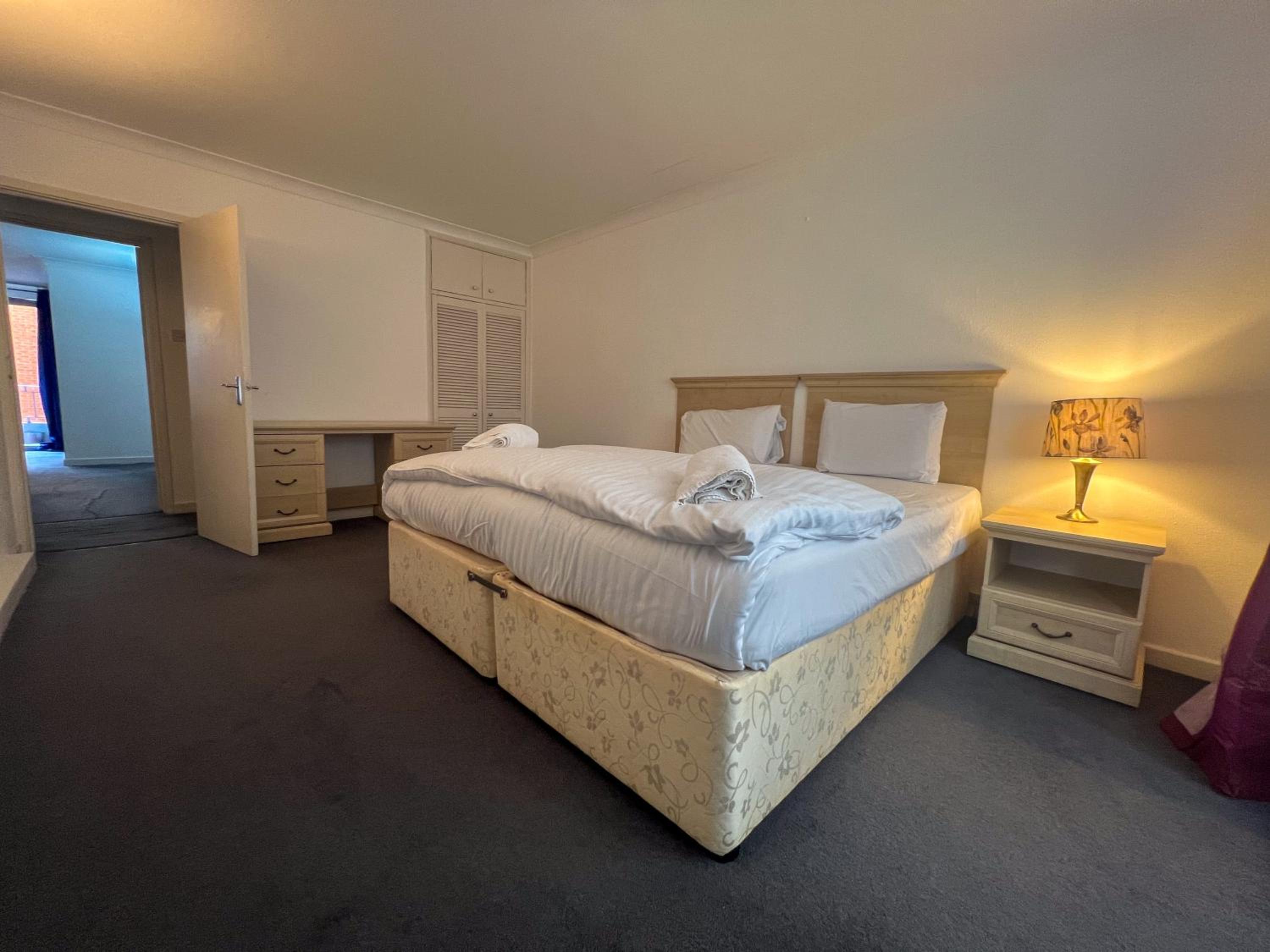 Stylish Apartments in the Heart of Soho Your West End Escape!