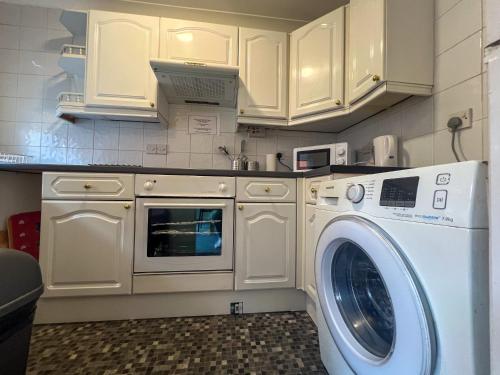 Stylish Apartments in the Heart of Soho Your West End Escape!