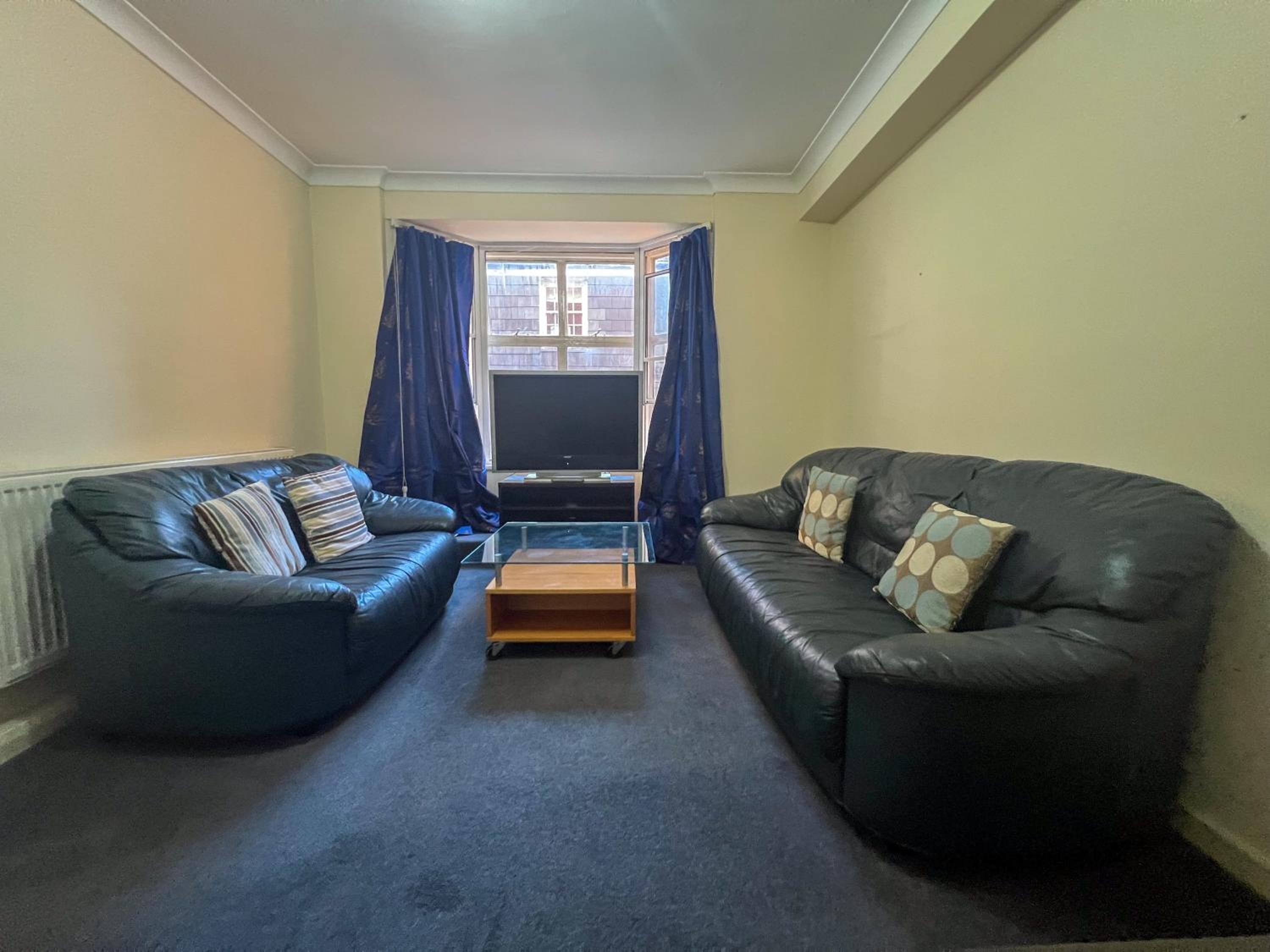 Stylish Apartments in the Heart of Soho Your West End Escape!