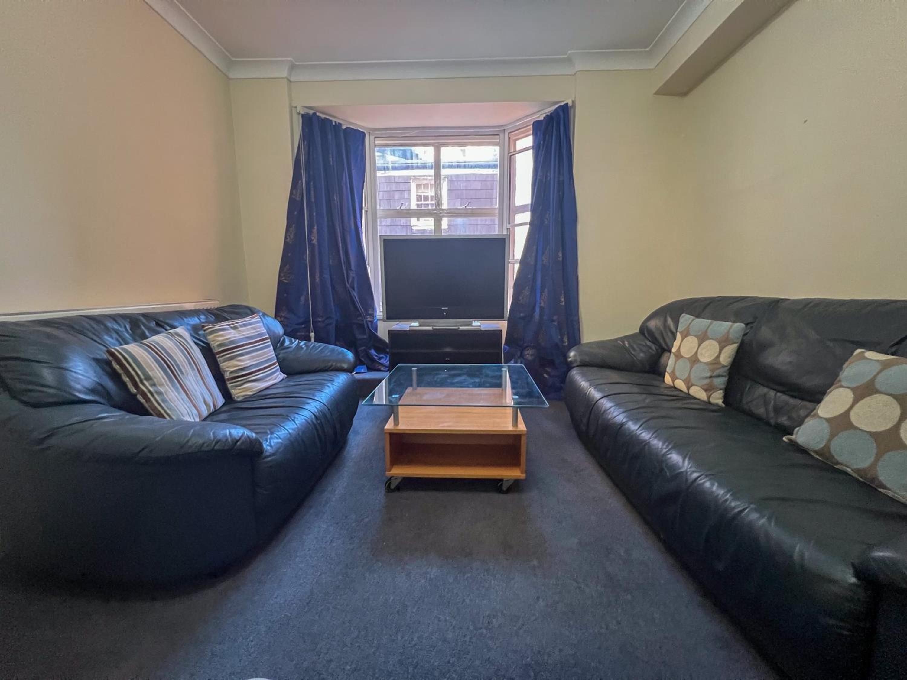 Stylish Apartments in the Heart of Soho Your West End Escape!