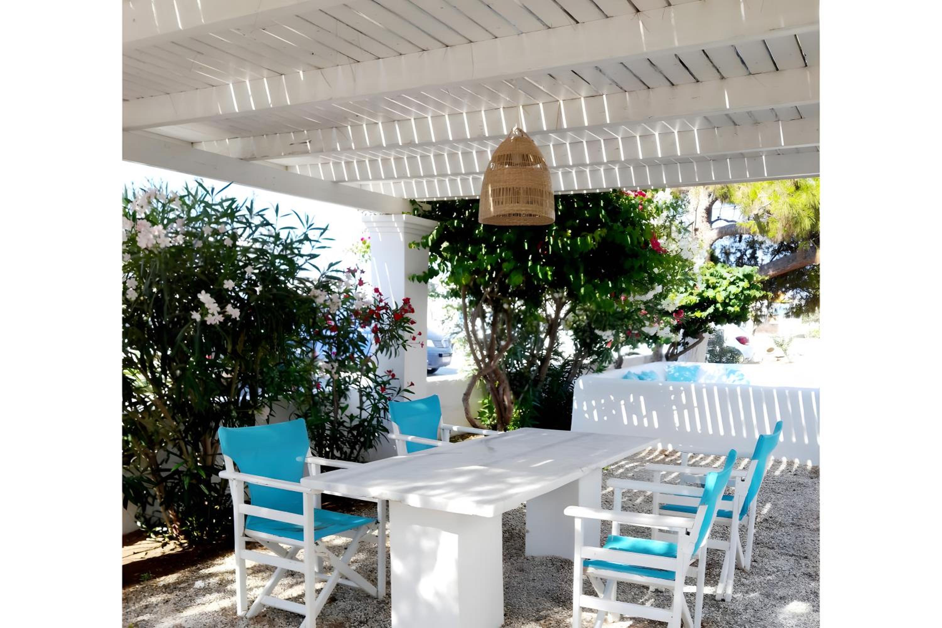 Maroulis Studios Naxos view 5