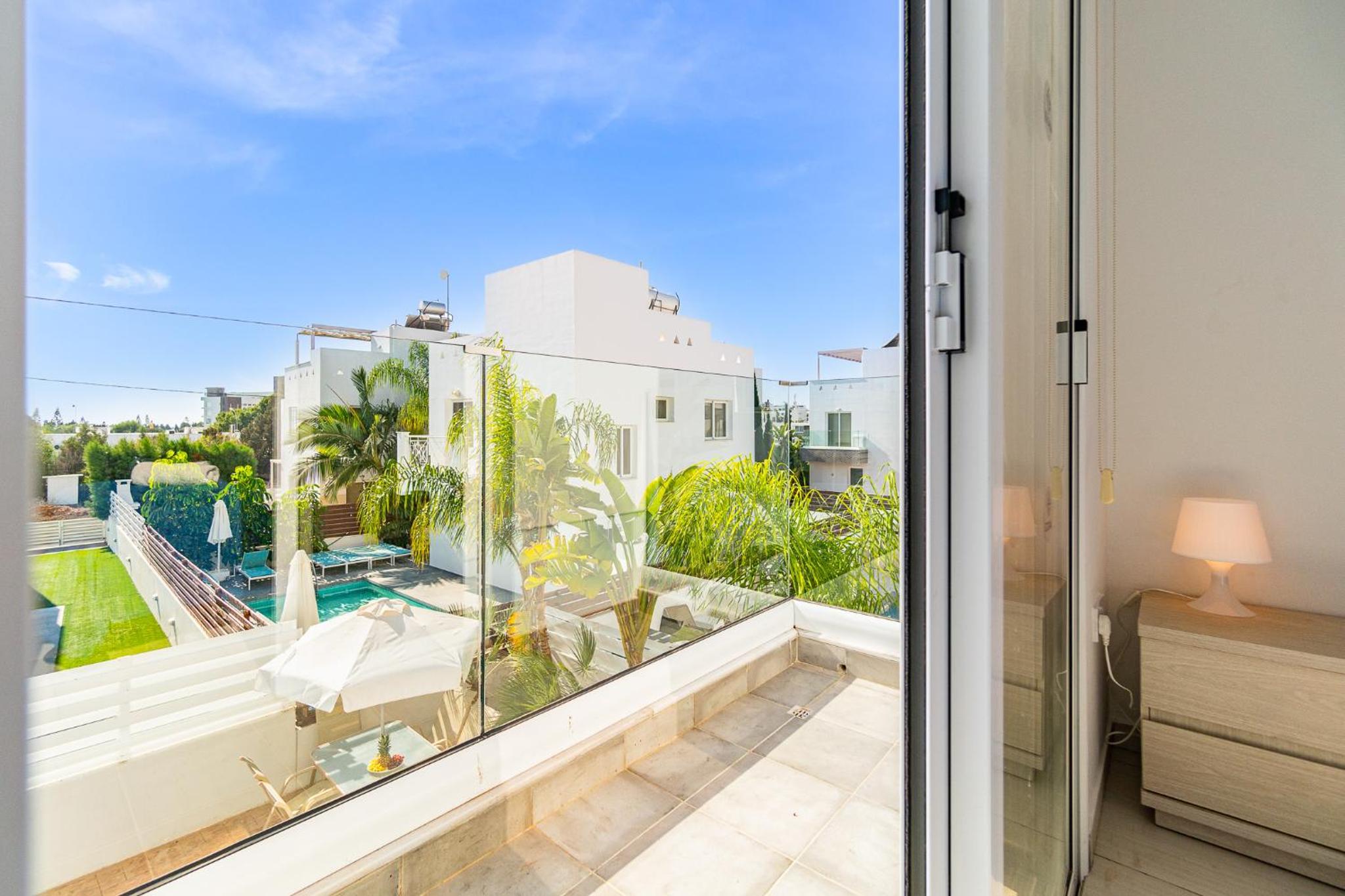 Villa Nissini by Ezoria Villas