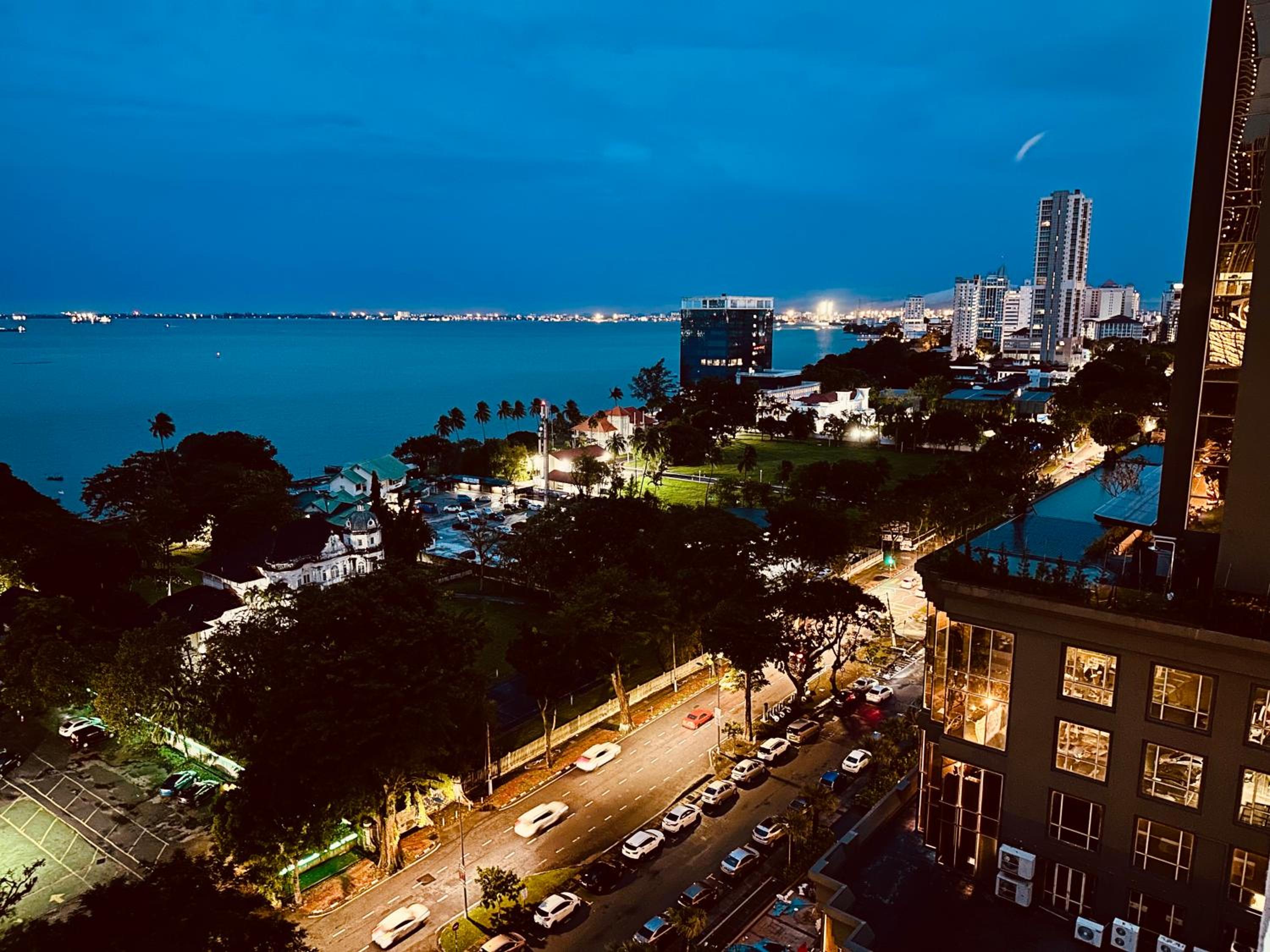 10pax 3-Bedroom l Seaview l Georgetown l Gleneagles l Mansion One view 5