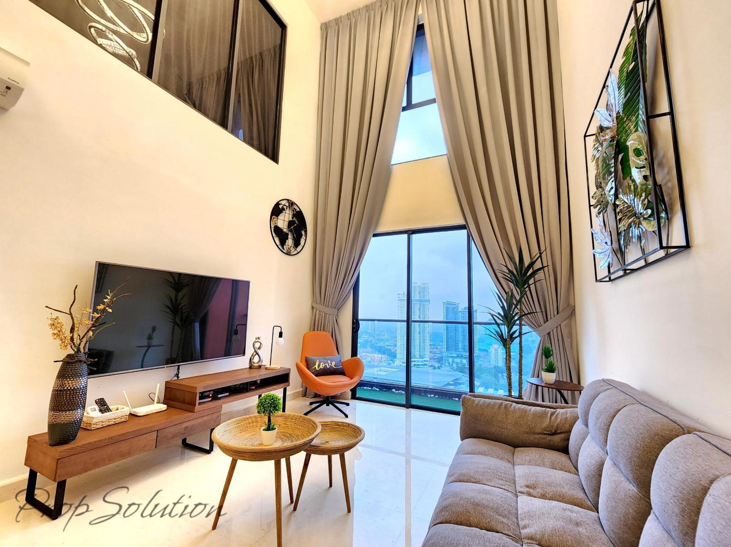 Cozy Loft Suite 2BR near JB CIQ 7Pax