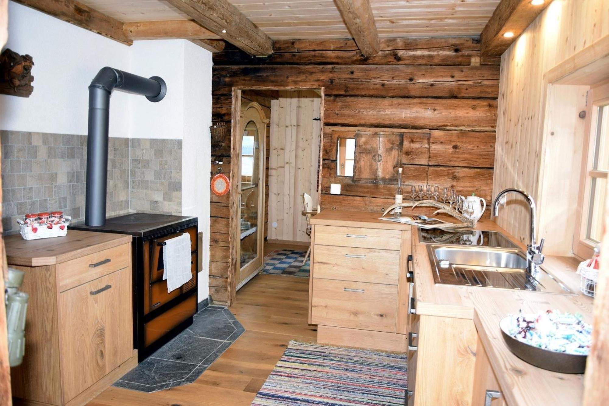Romantische Almhütte in Alleinlage Feldalphorn by FeWo-Plan WILD606