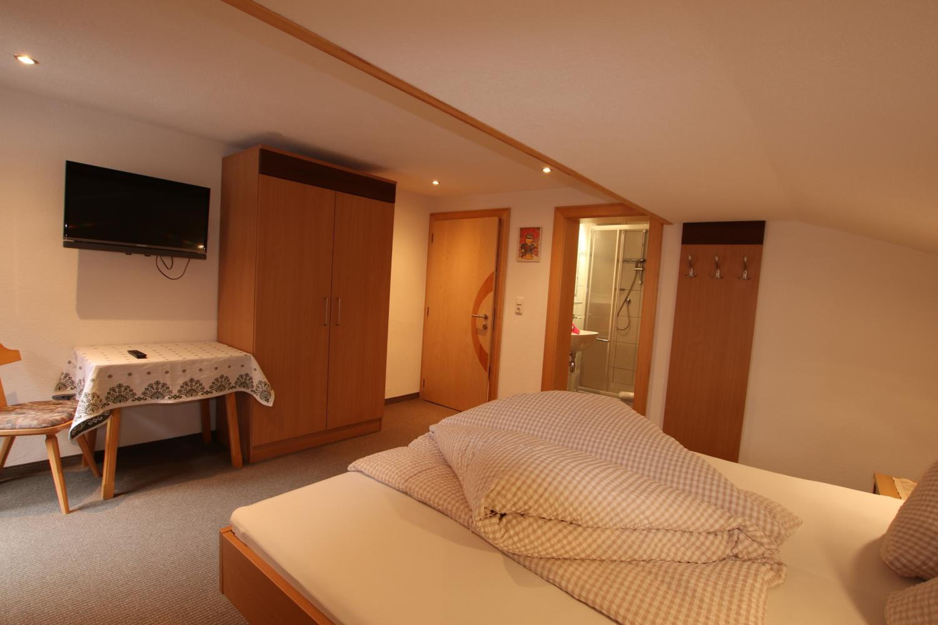 Ferienwohnung im Zentrum von Kappl Paznaun PAZN101 by FeWo-PLAN