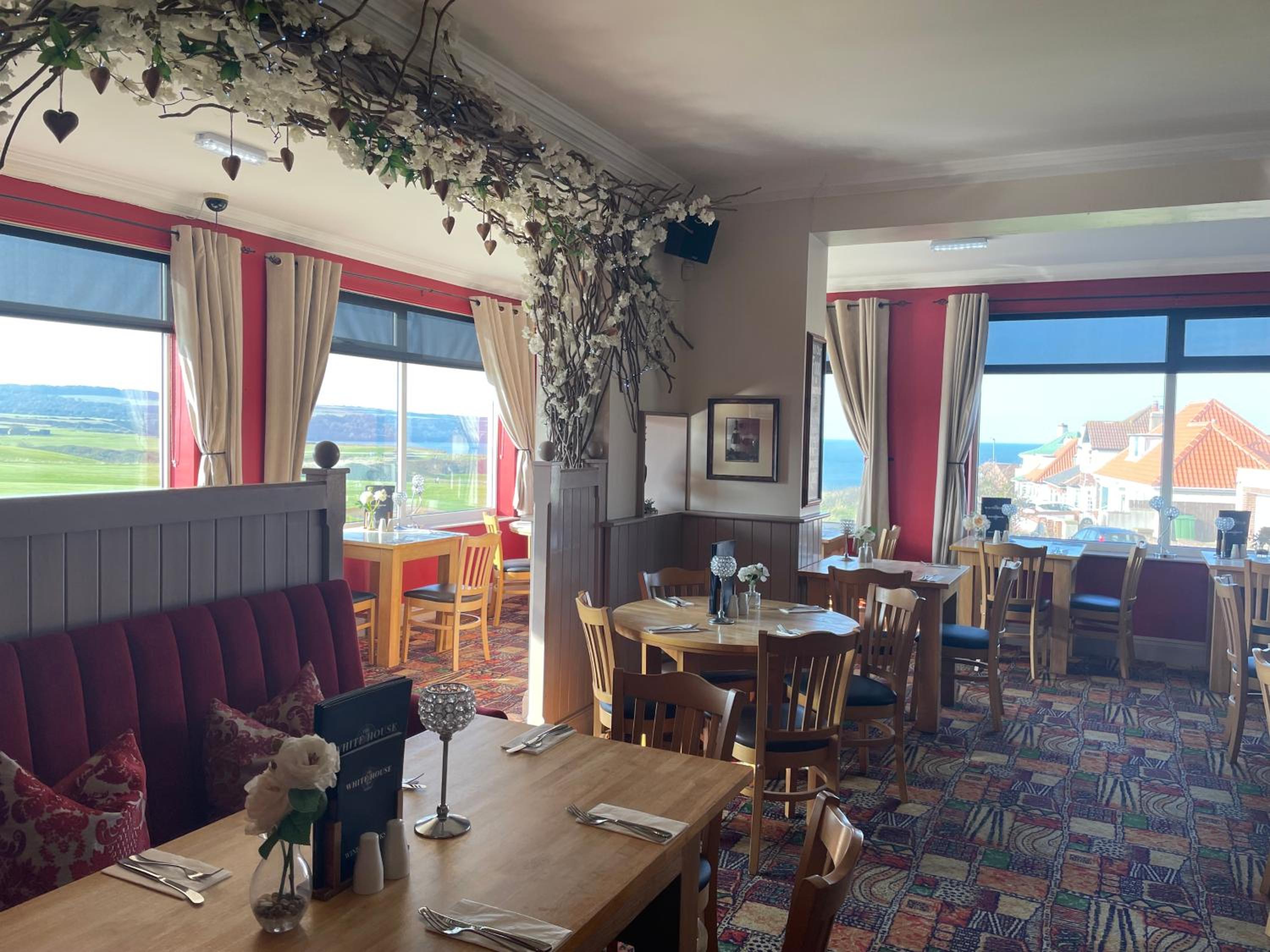 The White House Inn - Whitby view 2