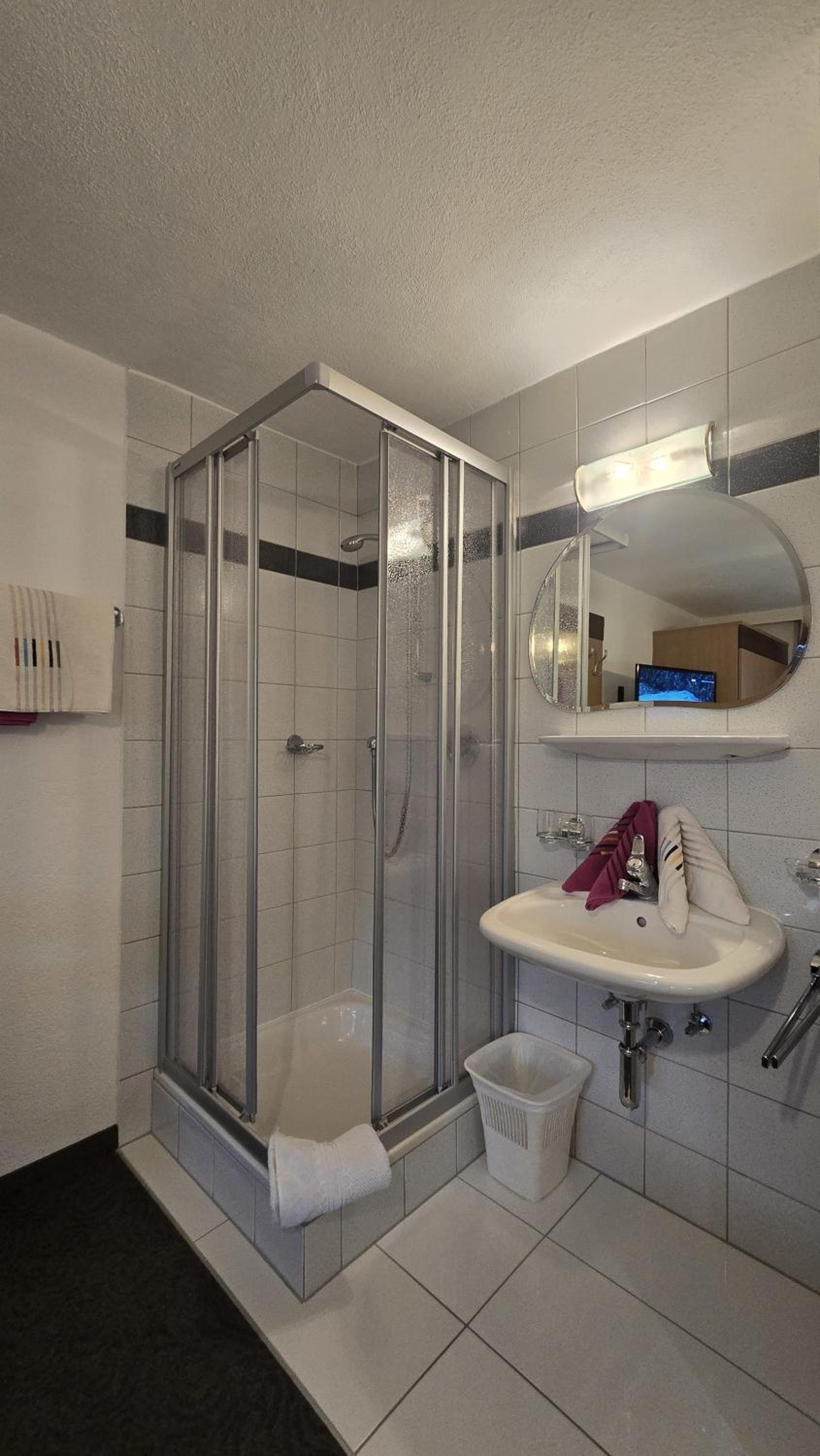 Ferienwohnung im Zentrum von Kappl Paznauntal PAZN100 by FeWo-PLAN