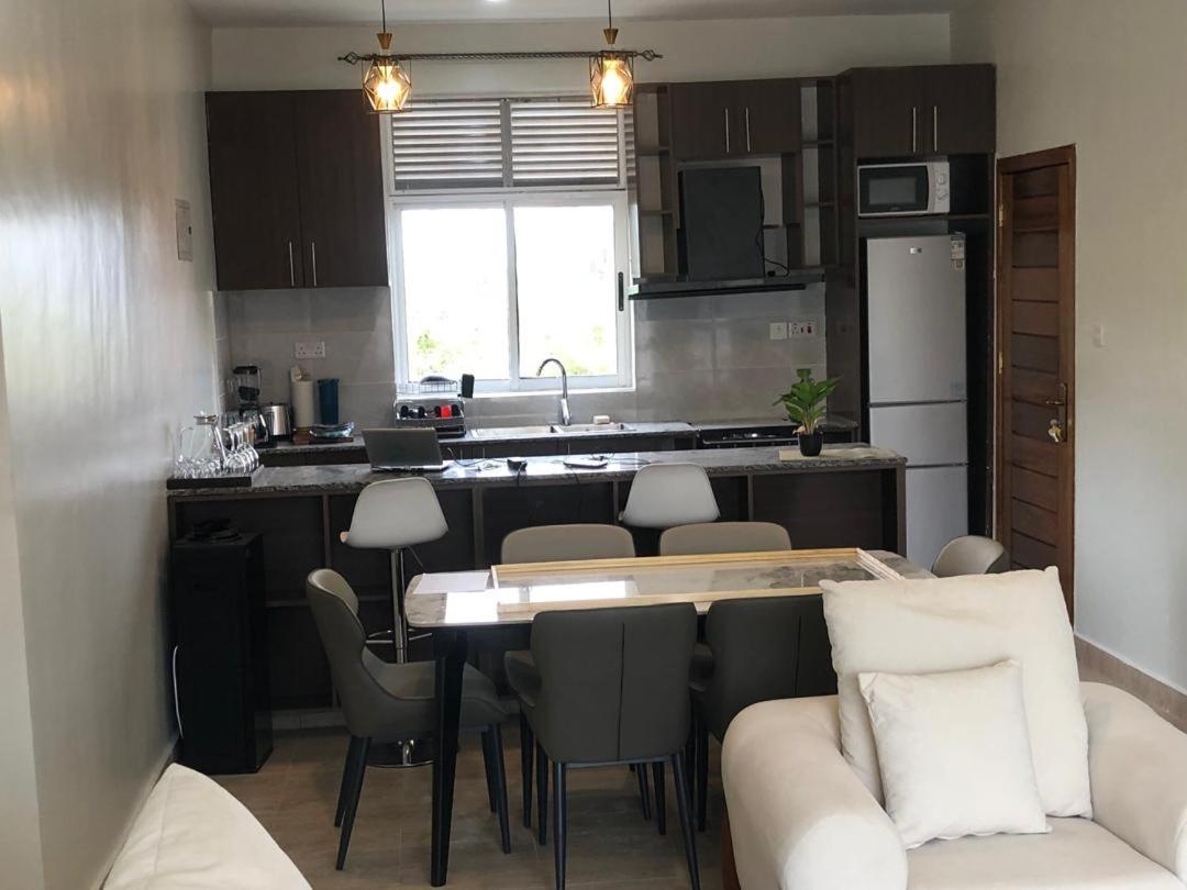 Vista Luxury Apartment view 2
