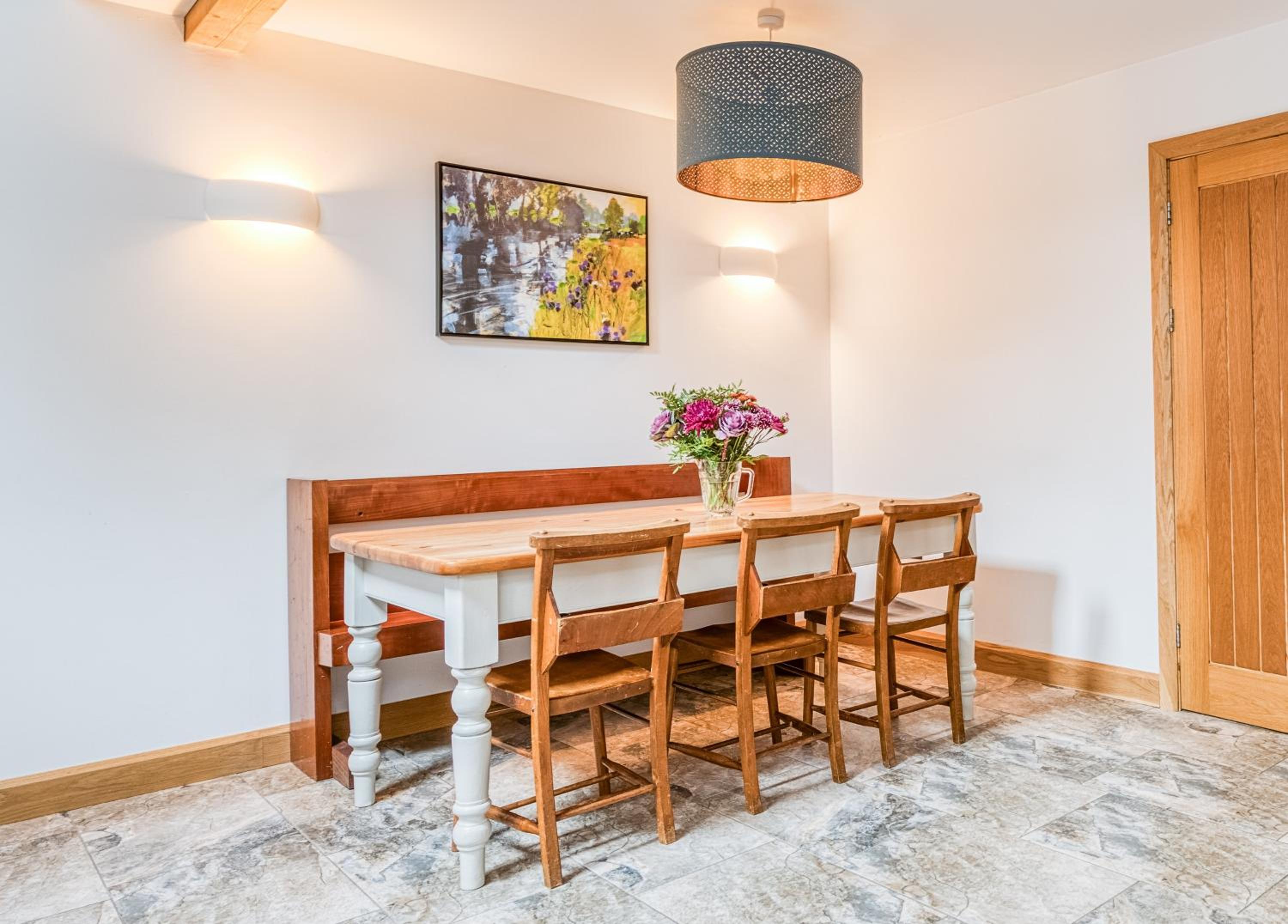 Luxury Cottage in the New Forest with Log Burner view 4