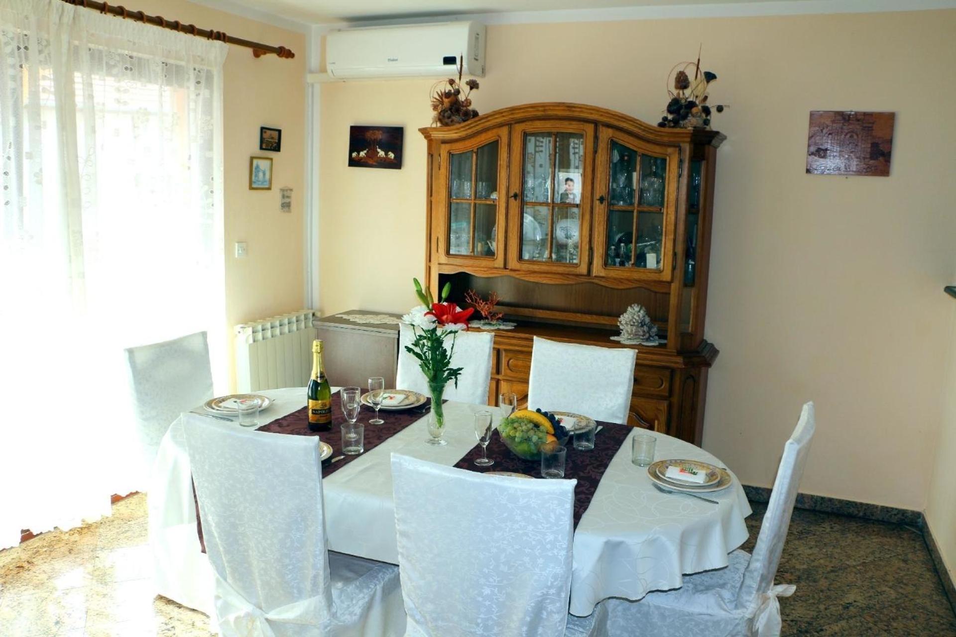 Wohnung in Fažana mit Grill, Garten und Terrasse view 4