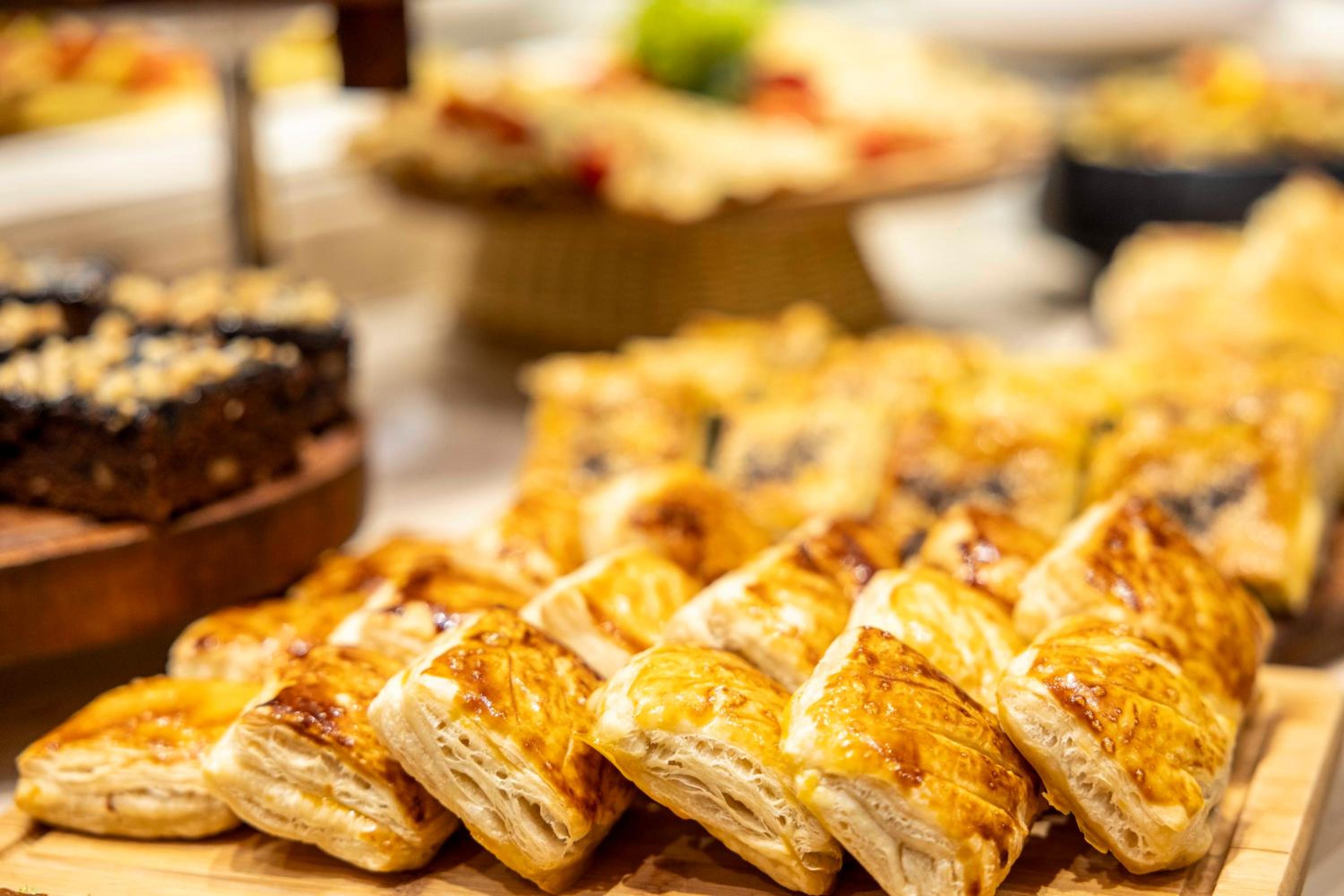 Raymond Hotel Old City - Image 48