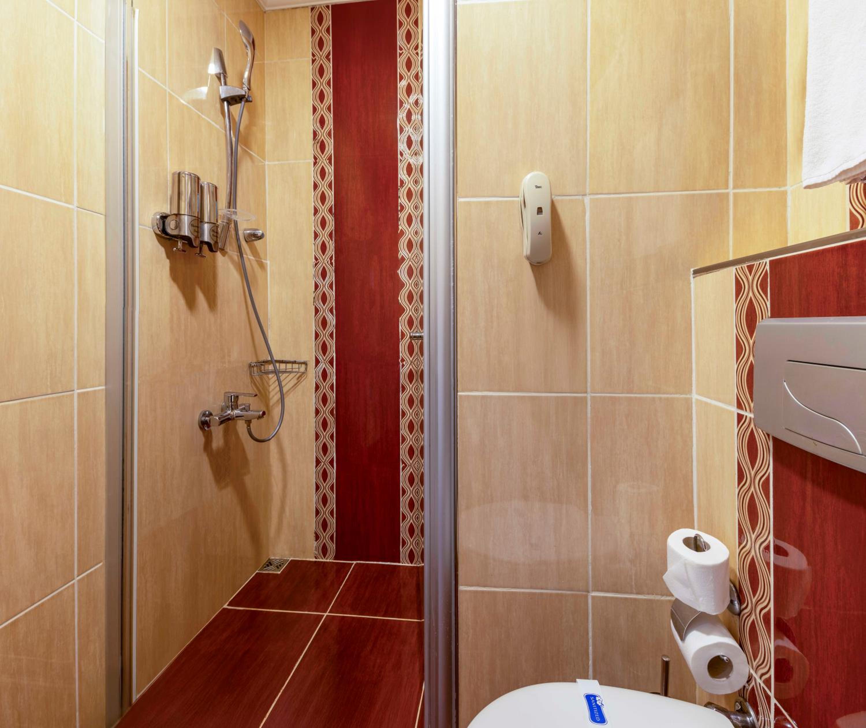 Raymond Hotel Old City - Image 55