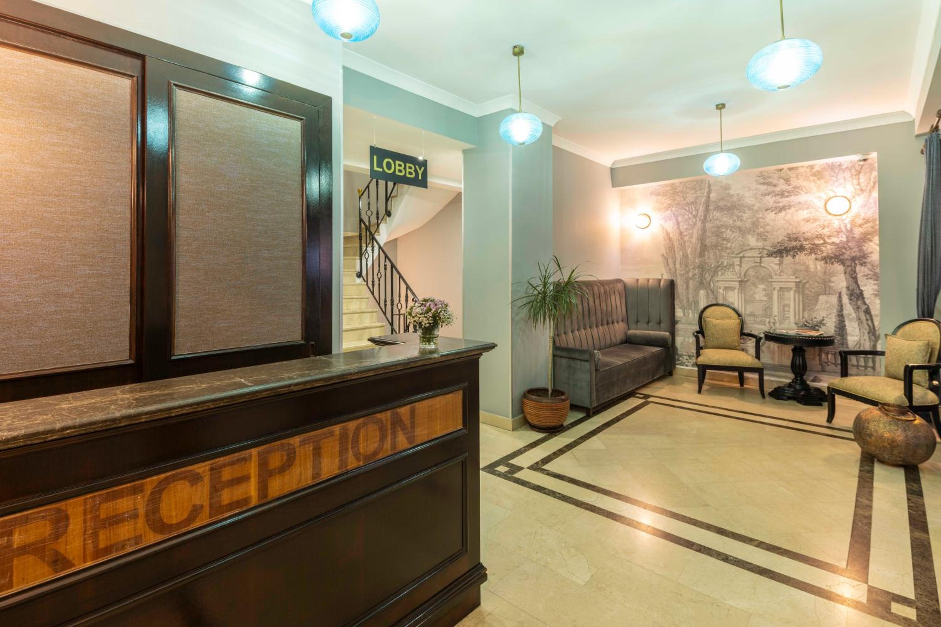 Raymond Hotel Old City - Image 35