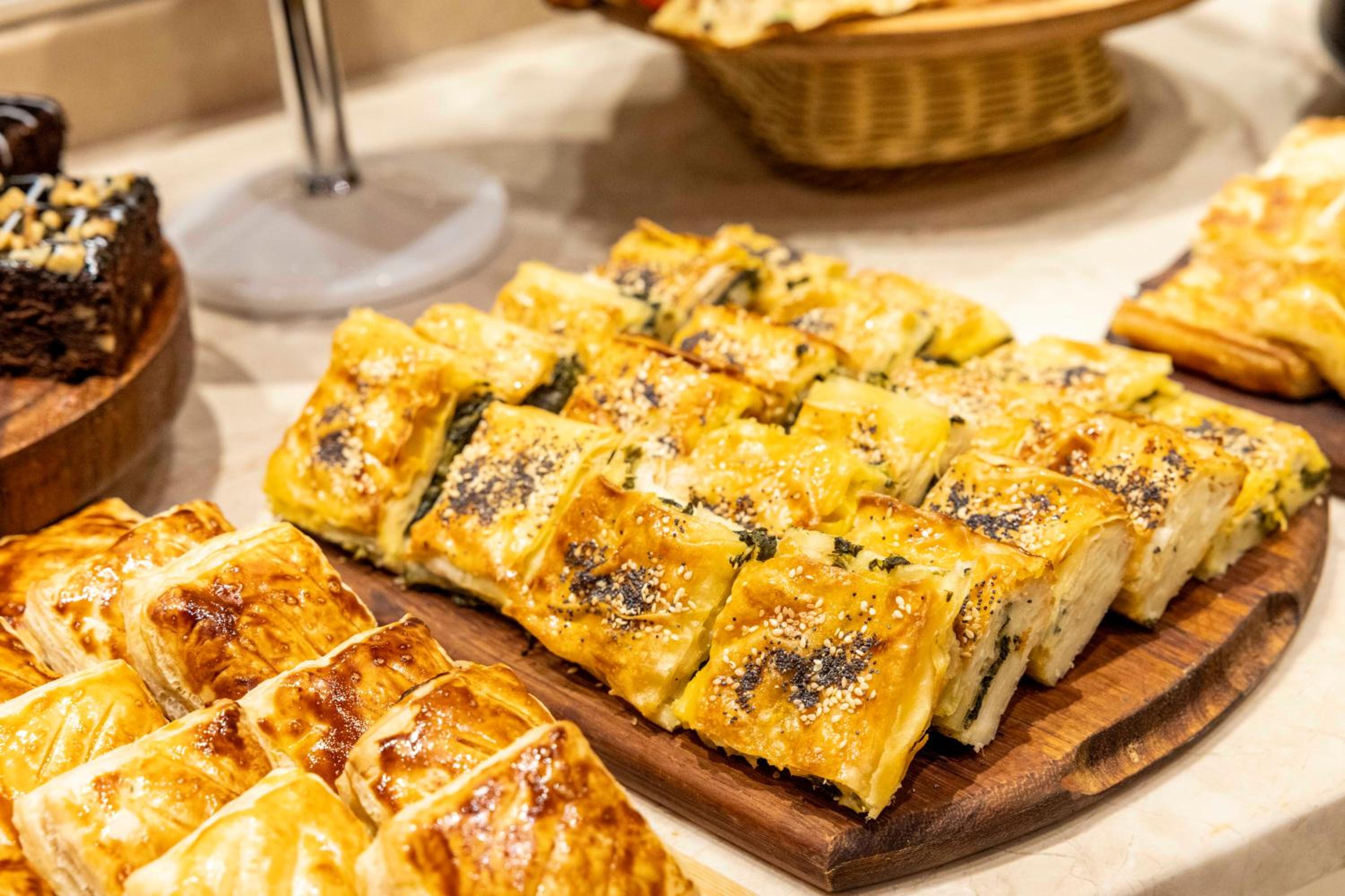 Raymond Hotel Old City - Image 37