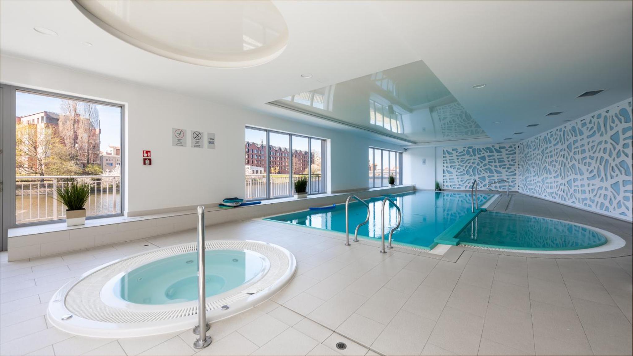 Flatbook - City Center SPA Apartments Waterlane Island