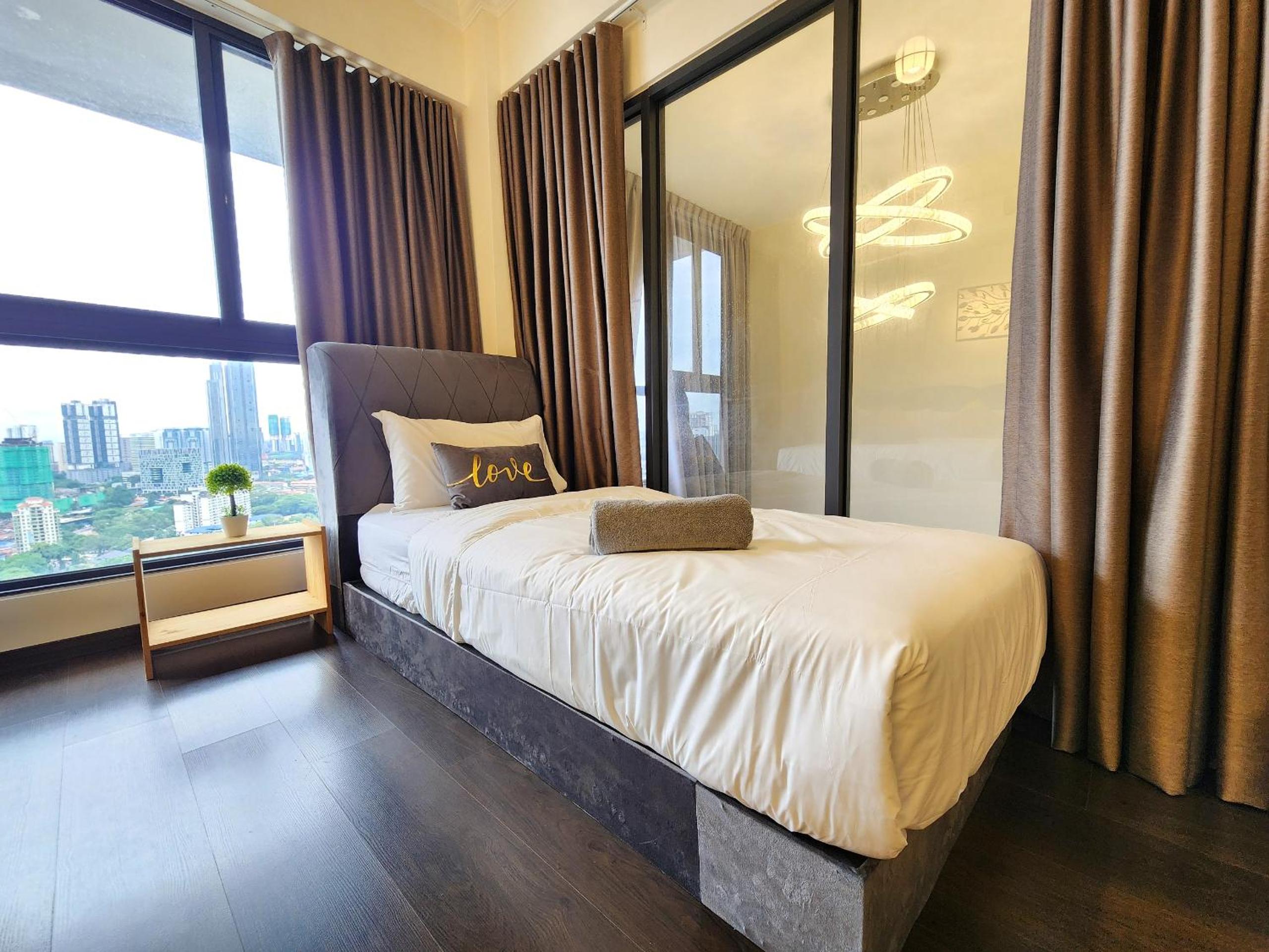 Cozy Loft Suite 2BR near JB CIQ 7Pax