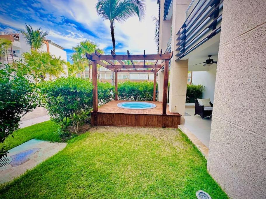 Best Vacation Suite Room Ocean Front