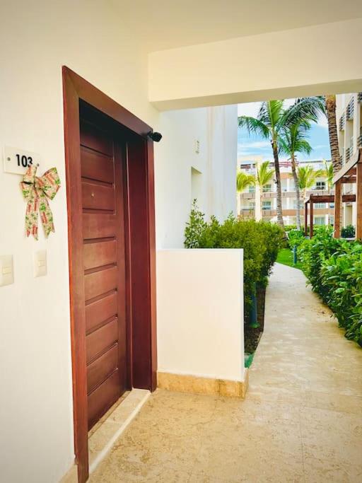 Best Vacation Suite Room Ocean Front