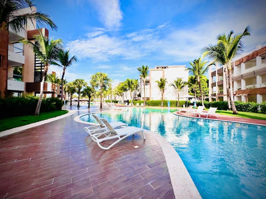 Best Vacation Suite Room Ocean Front