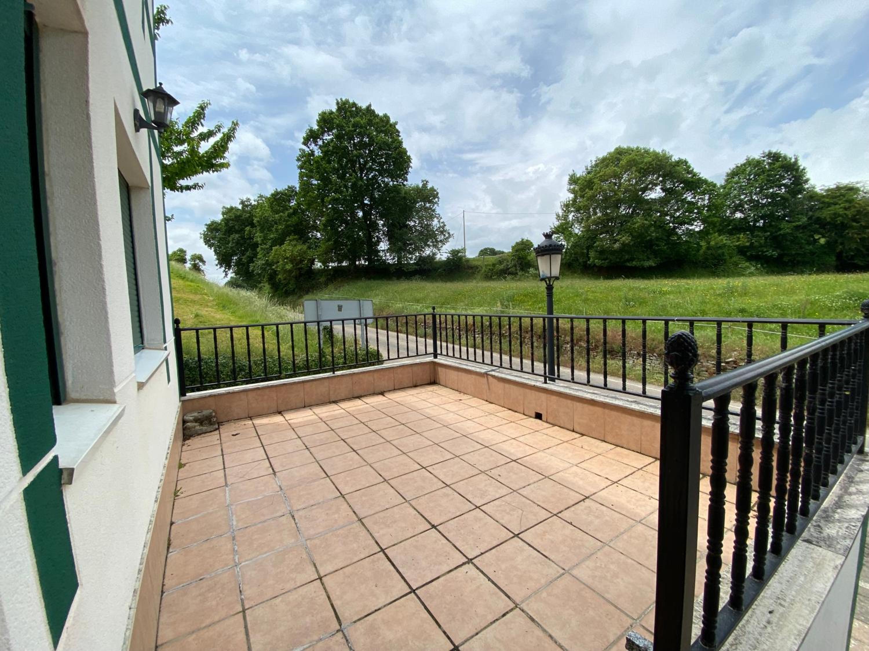 Chalet en Espinosa de los Monteros