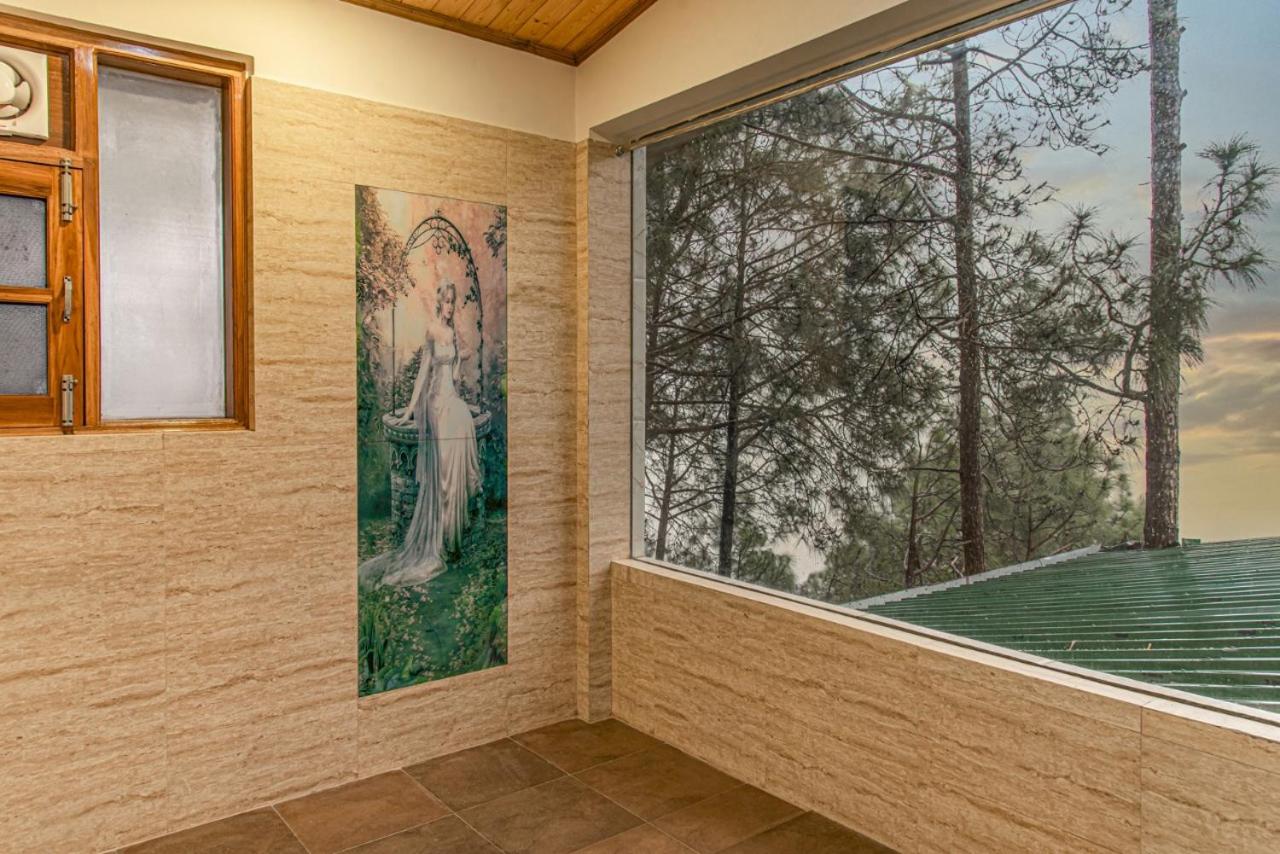 THE BLISSFUL BREEZE VILLA I 3 BHK Entire Villa I Party & Music I Sky Bonfire I Kasauli By Exotic Stays view 5