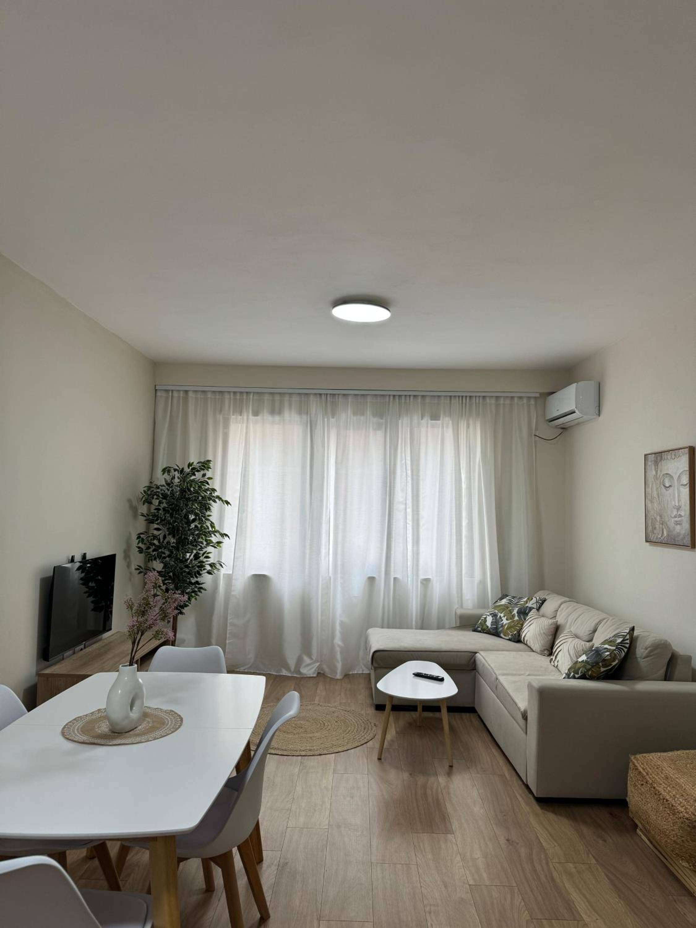 Dennys Apartment Lincoln Center
