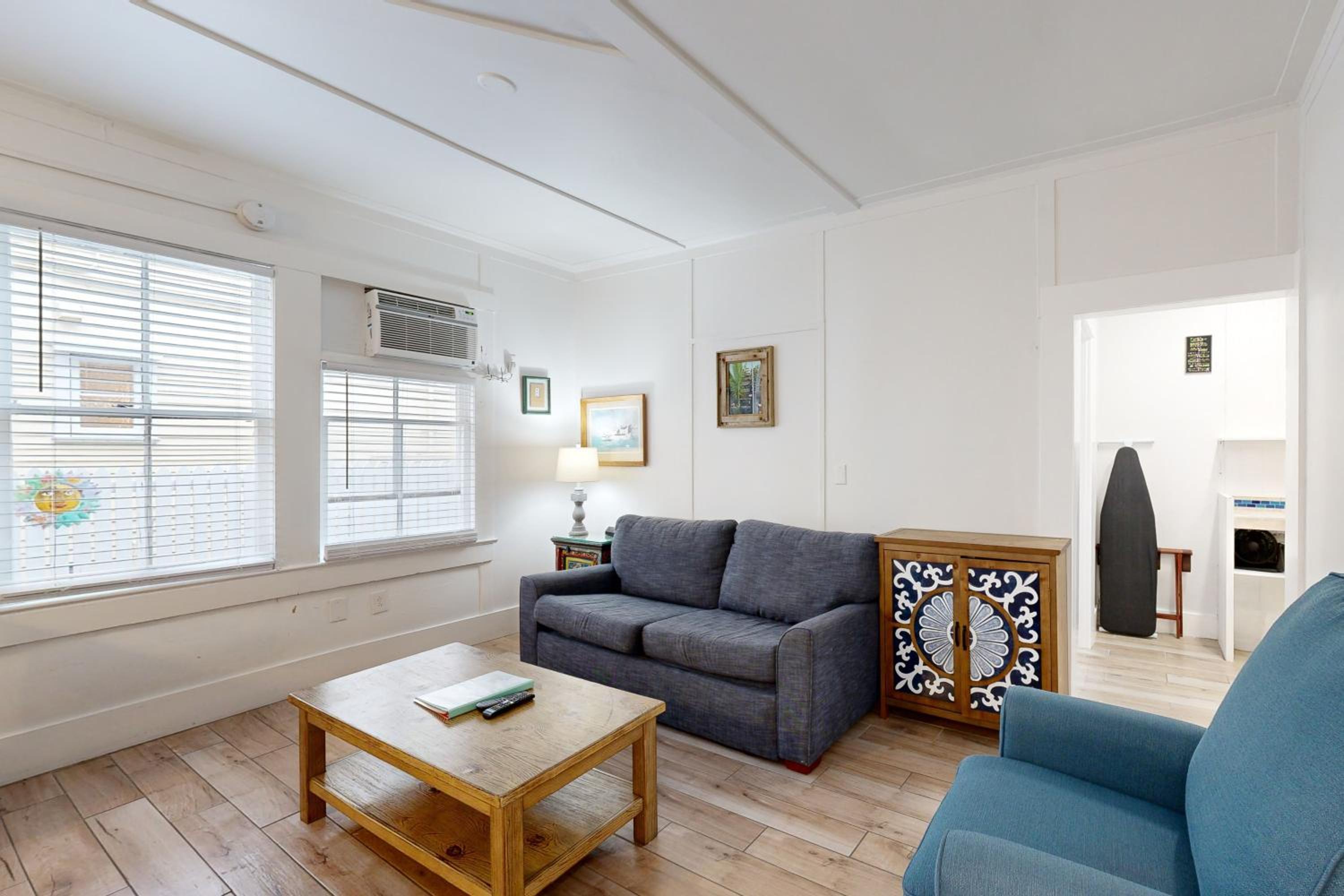 Four Flowers Guesthouse