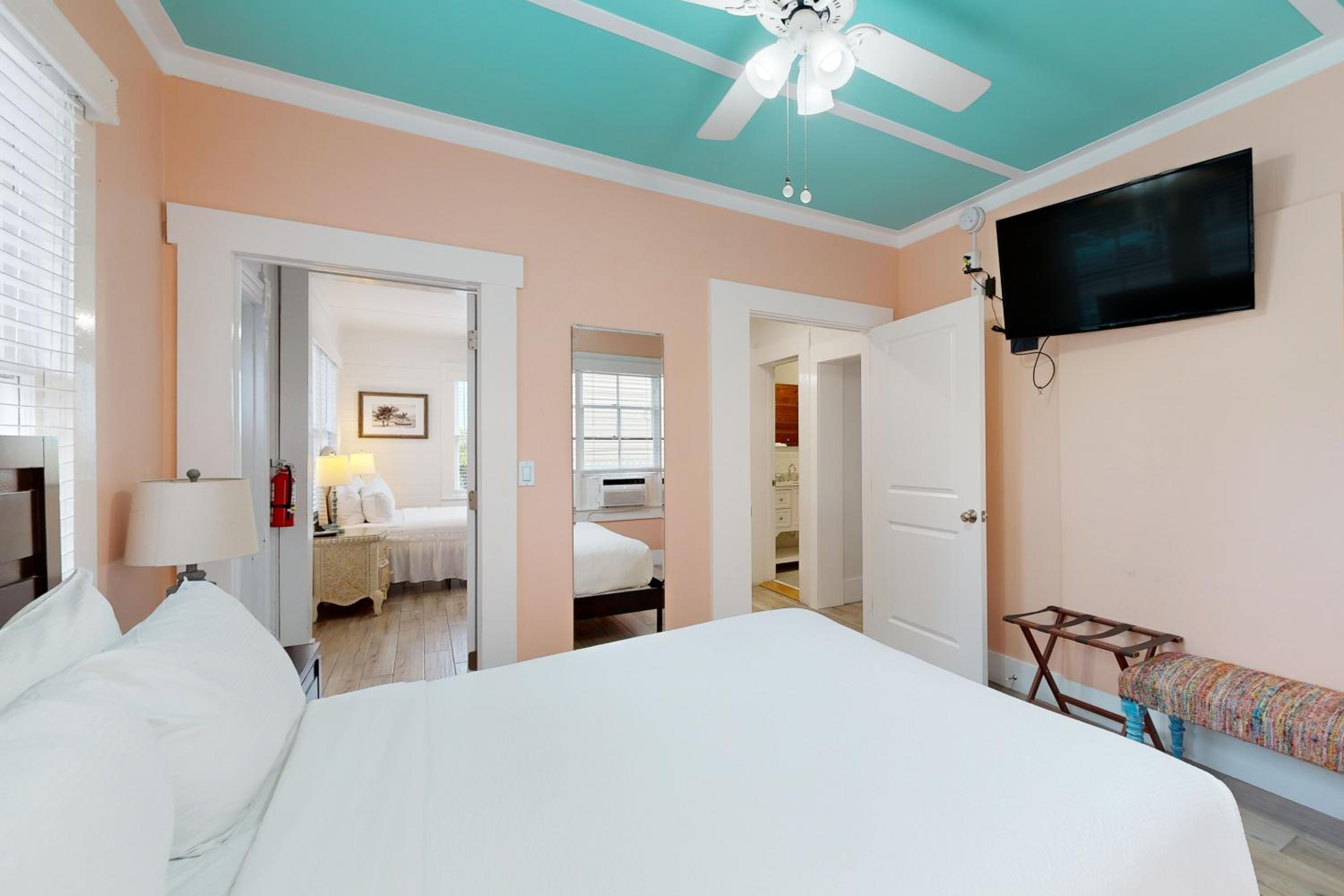 Four Flowers Guesthouse