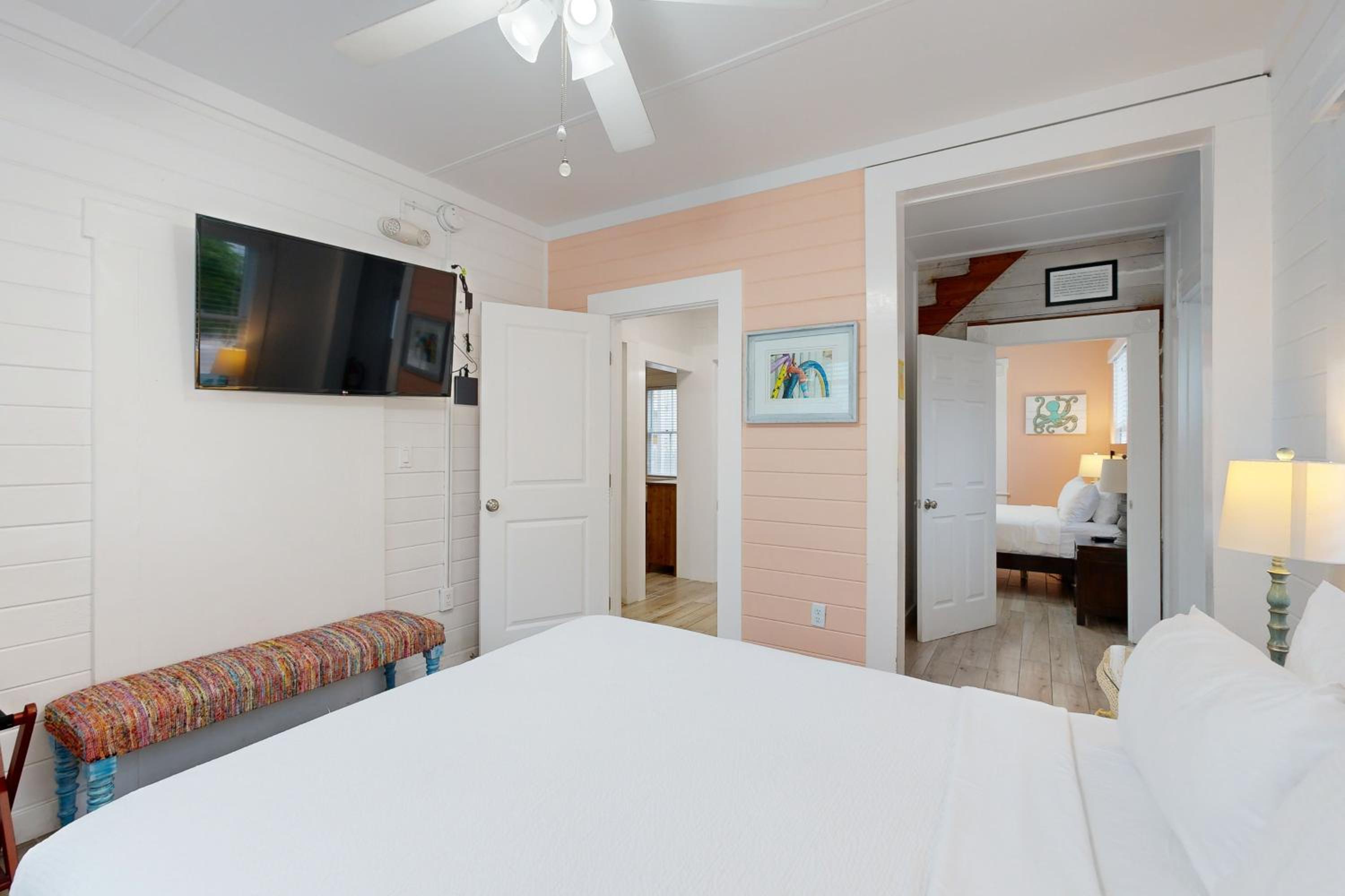 Four Flowers Guesthouse